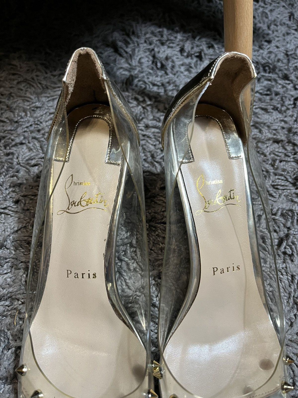 Christian Louboutin CHRISTIAN LOUBOUTIN HEELS Collaclou Gold Studded Pumps Size US 10.5 / IT 40.5 - 4 Thumbnail