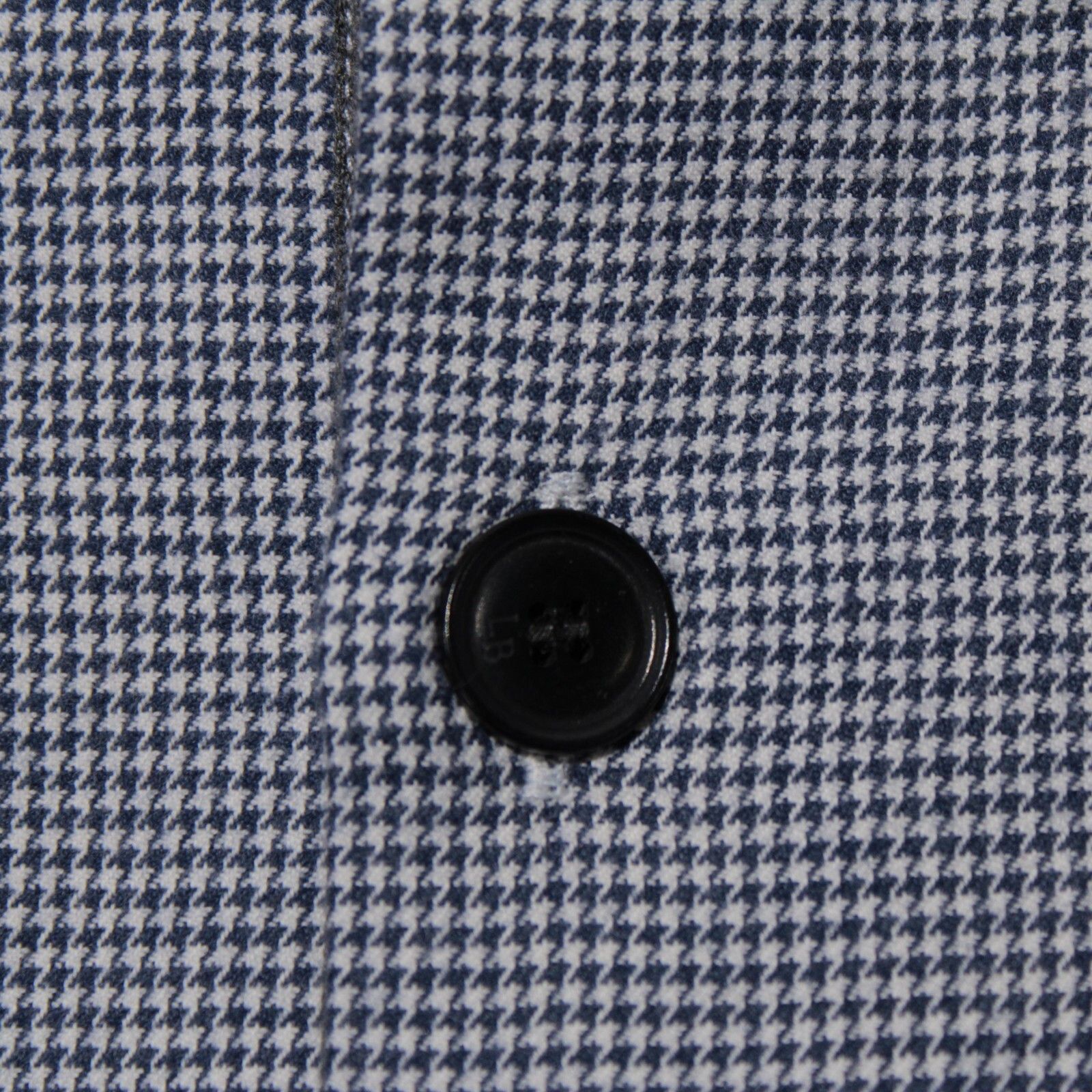 Luciano Barbera Luciano Barbera New with tags Shirt Size M US In Blue Size US M / EU 48-50 / 2 - 7 Thumbnail