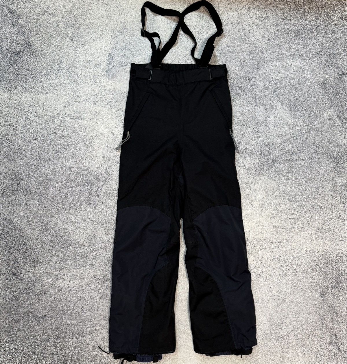 Patagonia Patagonia Womens Ski Snow Pants Bibs Waterproof Black Size 8 Size 30" / US 8 / IT 44 - 1 Thumbnail