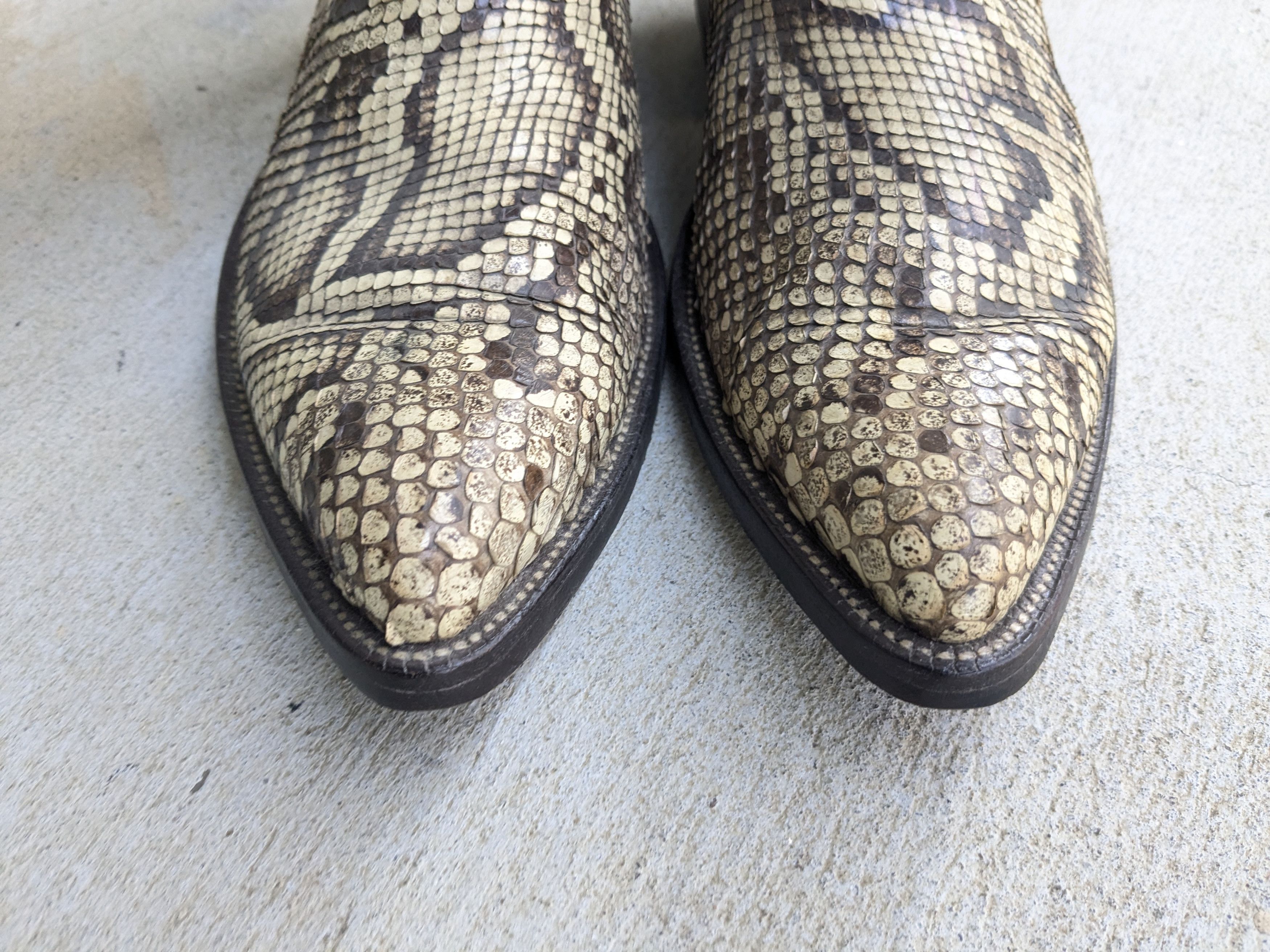 Justin Boots Justin Cowboy Boots Snakeskin Brown 9 D Leather Python Size US 9 / EU 42 - 2 Thumbnail