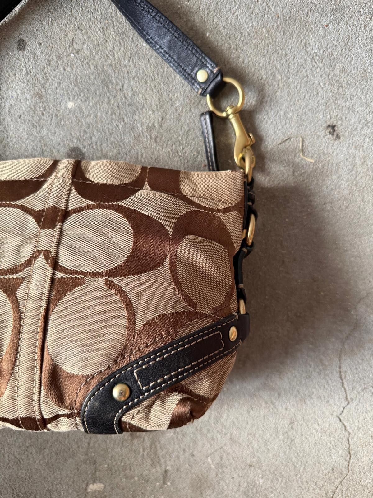 Coach Coach Signature Mini Carly Shoulder Bag Beige/Black Size ONE SIZE - 9 Thumbnail
