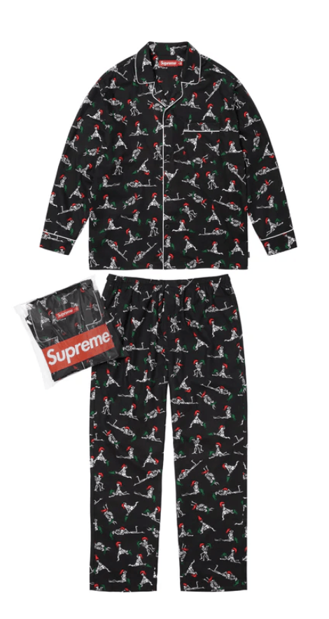 小物 SUPREME 2001 PHOTOGRAPHS BY JAMIL GS Supreme Supreme photography by JAMIL GS 2001 | Grailed