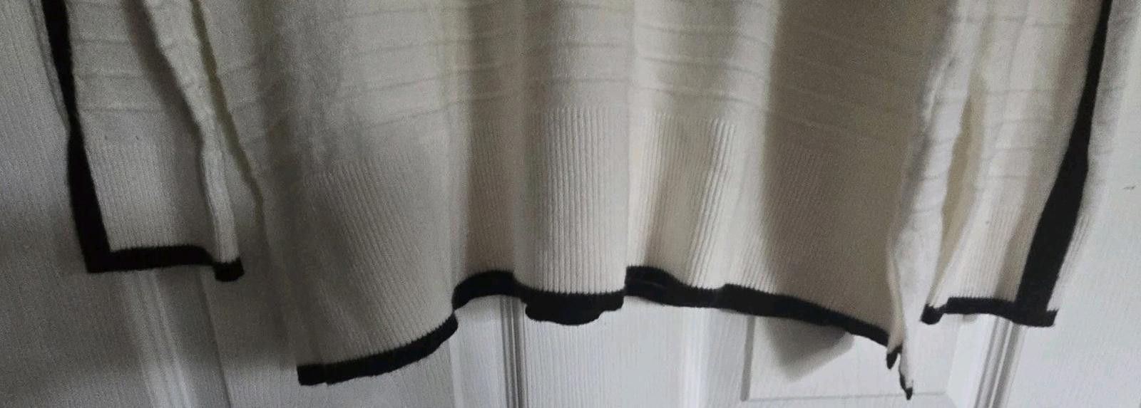 Other Liz Claiborne Womens Sweater Blouse Top Size Large L Cream Size L / US 10 / IT 46 - 9 Thumbnail