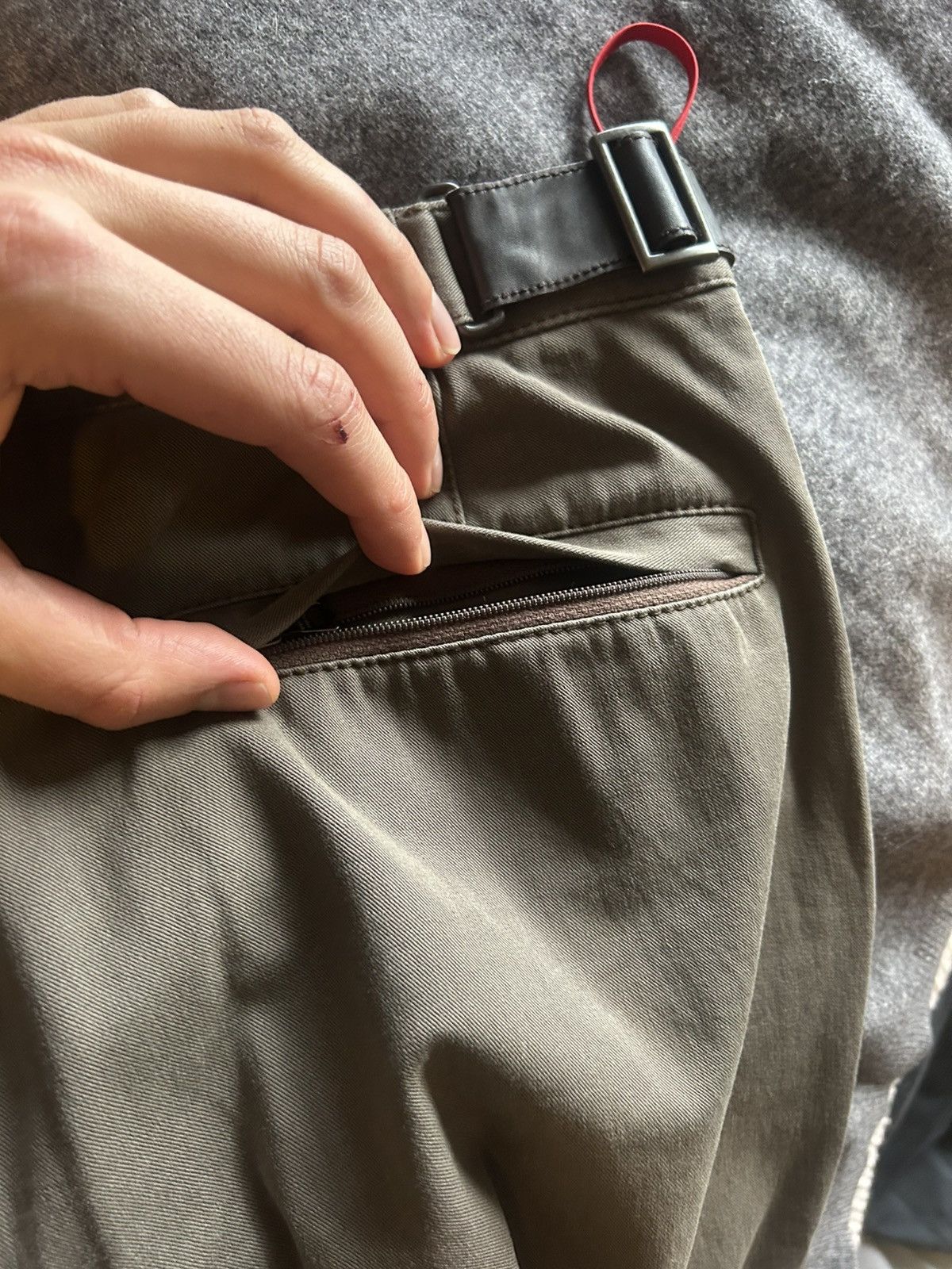 Prada Prada Olive Cotton Blend Flared Trousers w/ Leather Accents Size US 32 / EU 48 - 14 Thumbnail