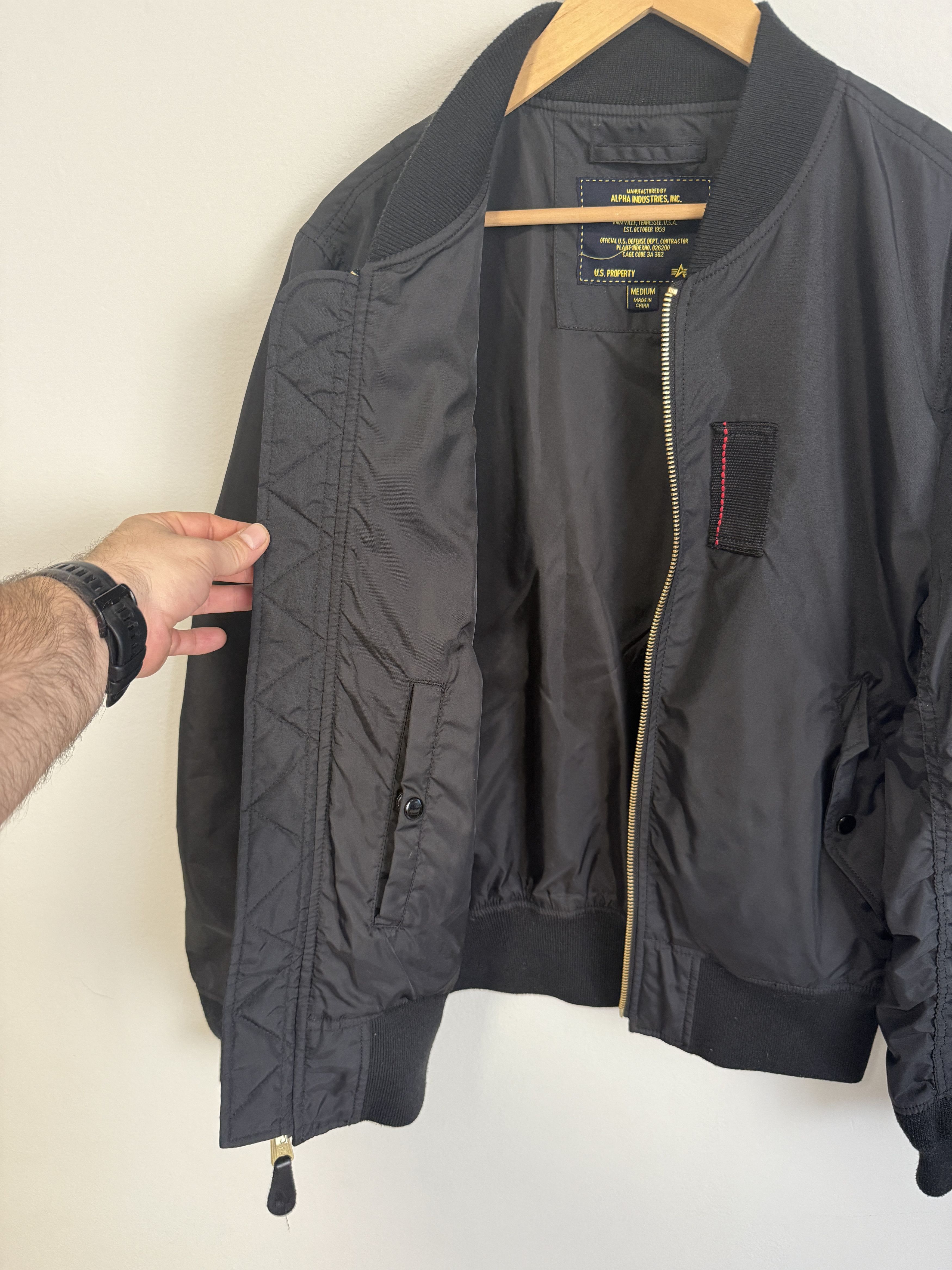 Alpha Industries Alpha Industries MA-1 Skymaster Bomber Jacket size M Size US M / EU 48-50 / 2 - 8 Thumbnail