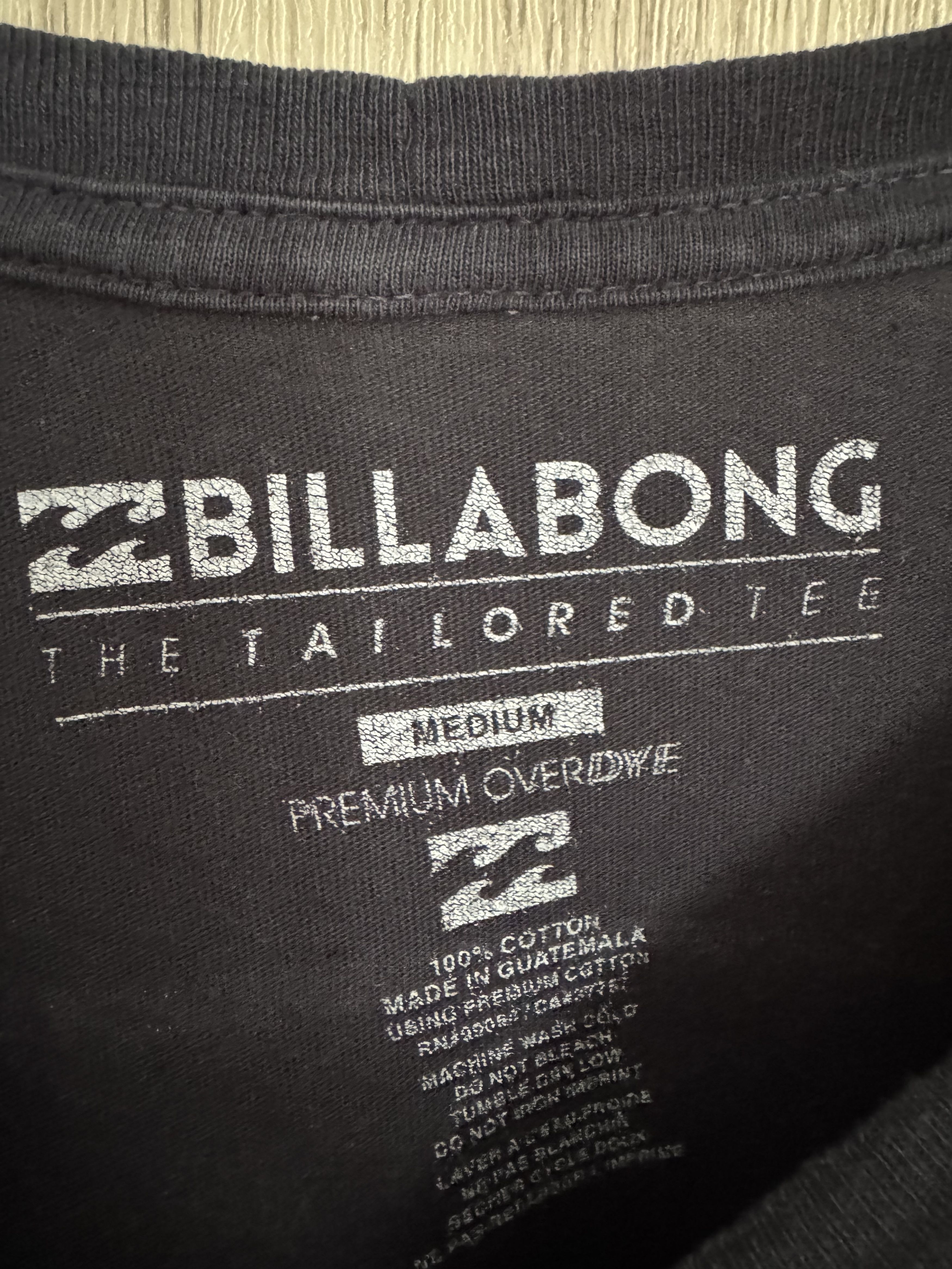 Billabong Vintage Billabong Australia Surfboards Pocket T-Shirt Size US M / EU 48-50 / 2 - 4 Thumbnail
