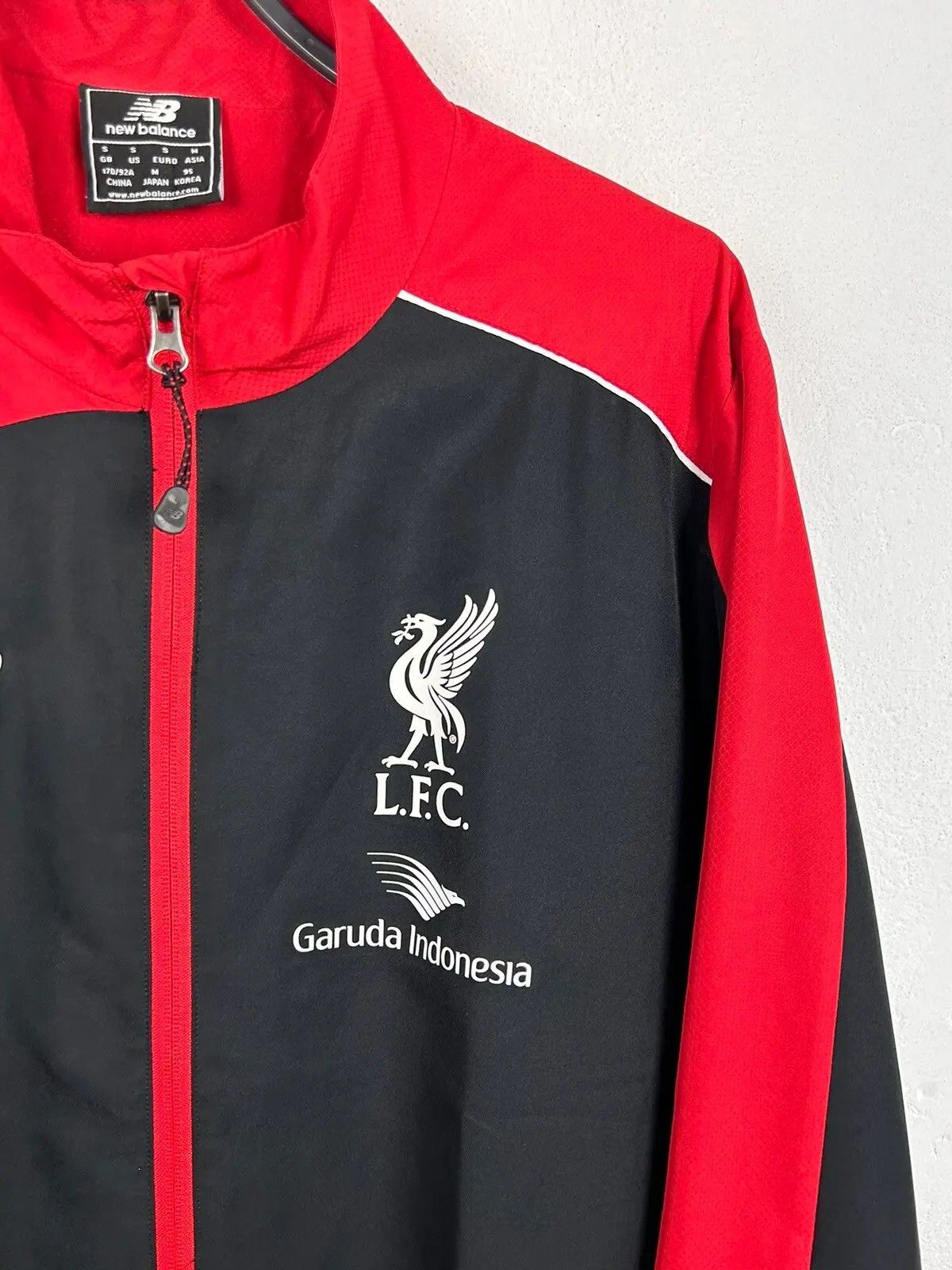 New Balance New Balance Liverpool FC 2015/16 Lightweight Training Jacket Size US S / EU 44-46 / 1 - 2 Thumbnail