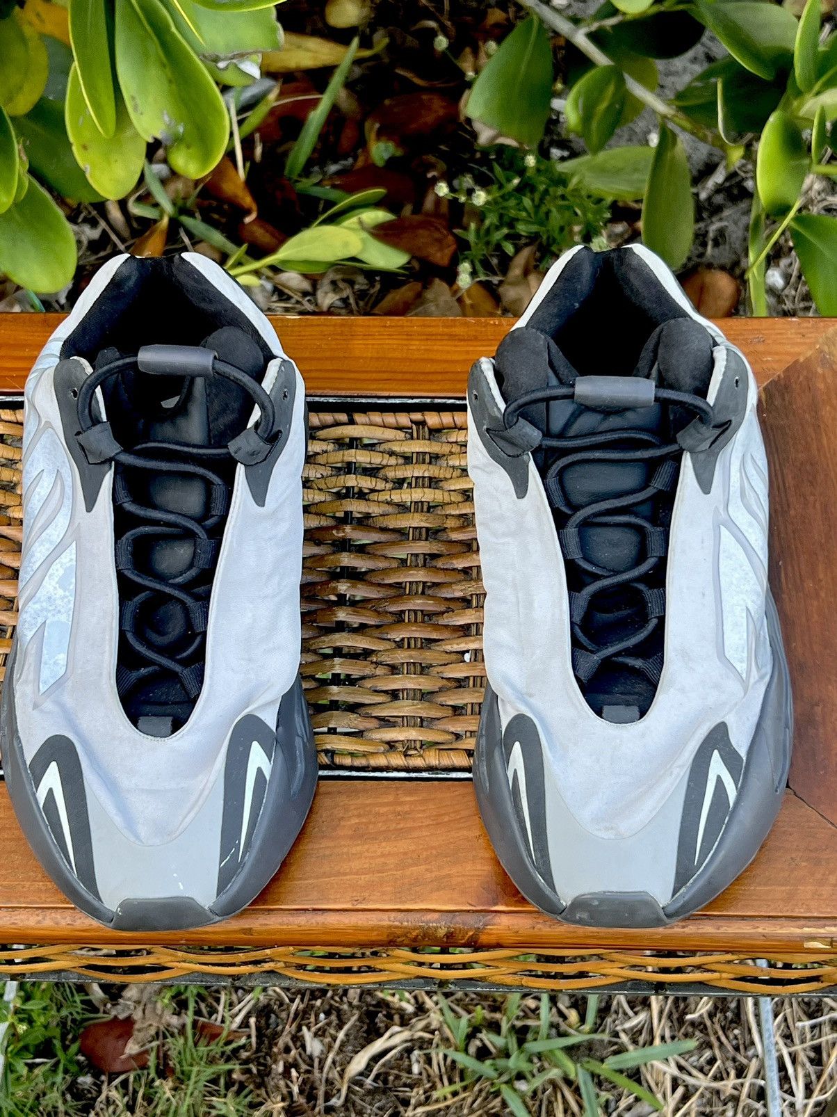 Yeezy Yeezy boost 700 MNVN sneakers Size US 7 / EU 40 - 1 Thumbnail