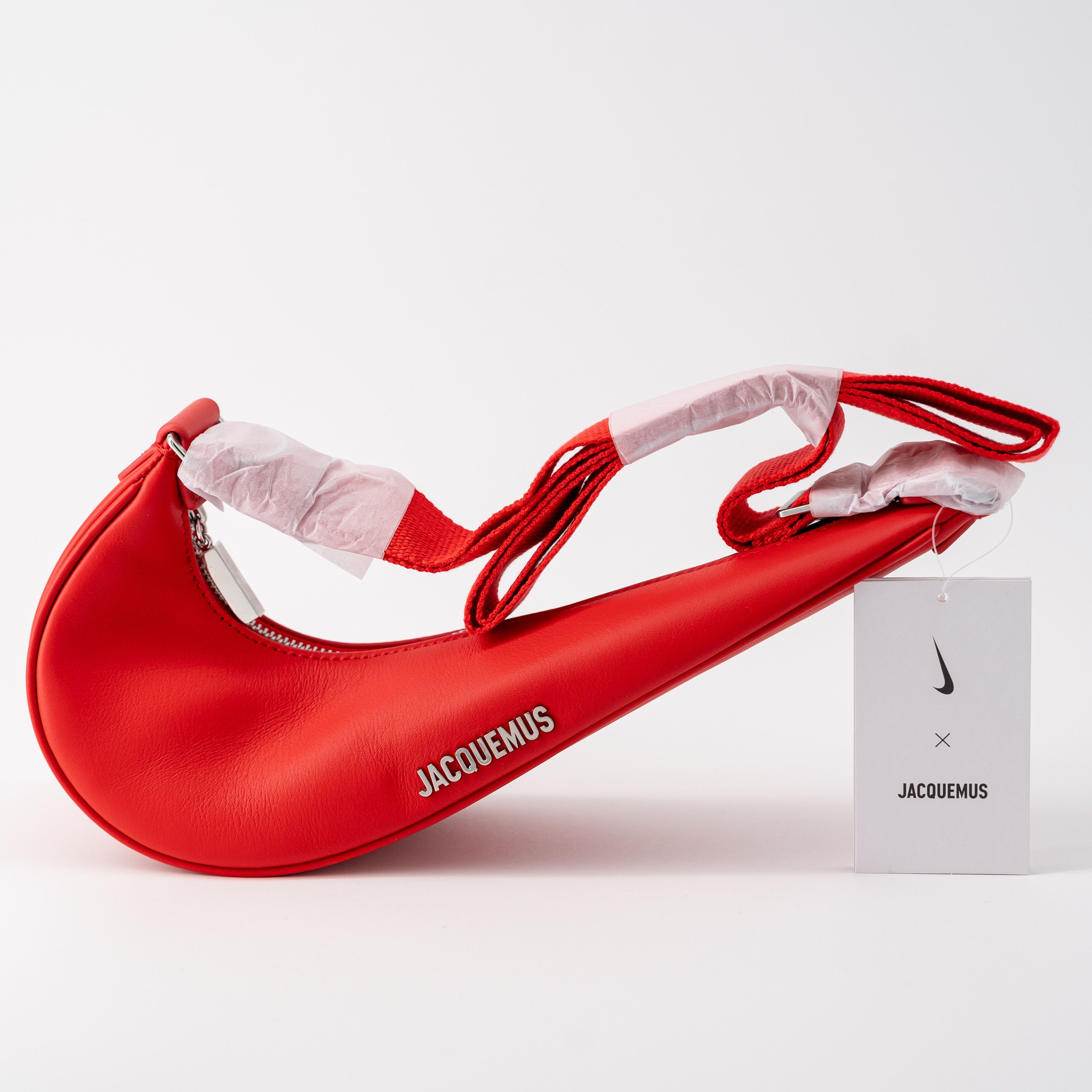 Jacquemus × Nike Jacquemus Nike Le Sac Swoosh Shoulder Bag Red Leather Size ONE SIZE - 1 Thumbnail