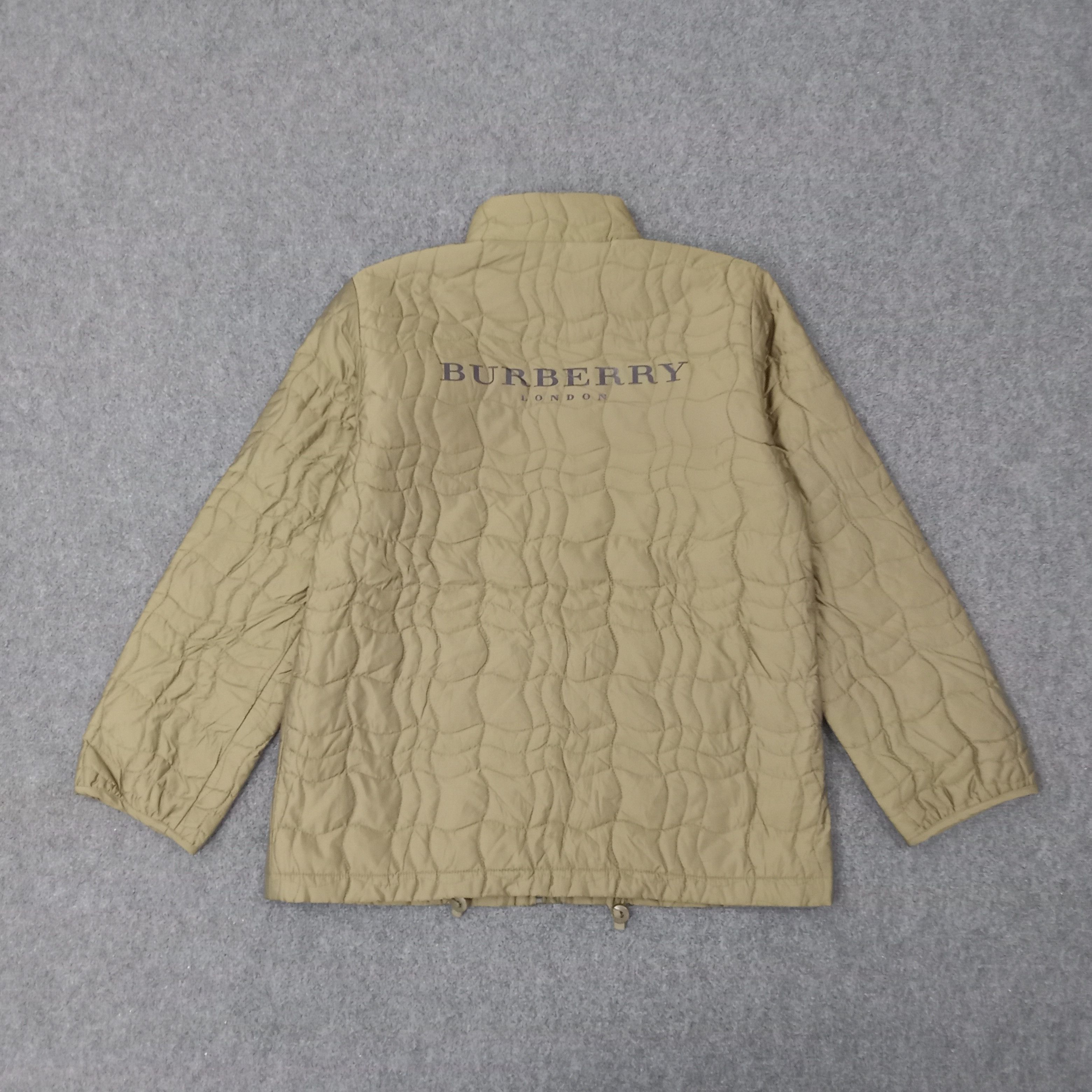 Burberry Burberry London Designer Logo Jacket C260N6 Size US S / EU 44-46 / 1 - 1 Thumbnail