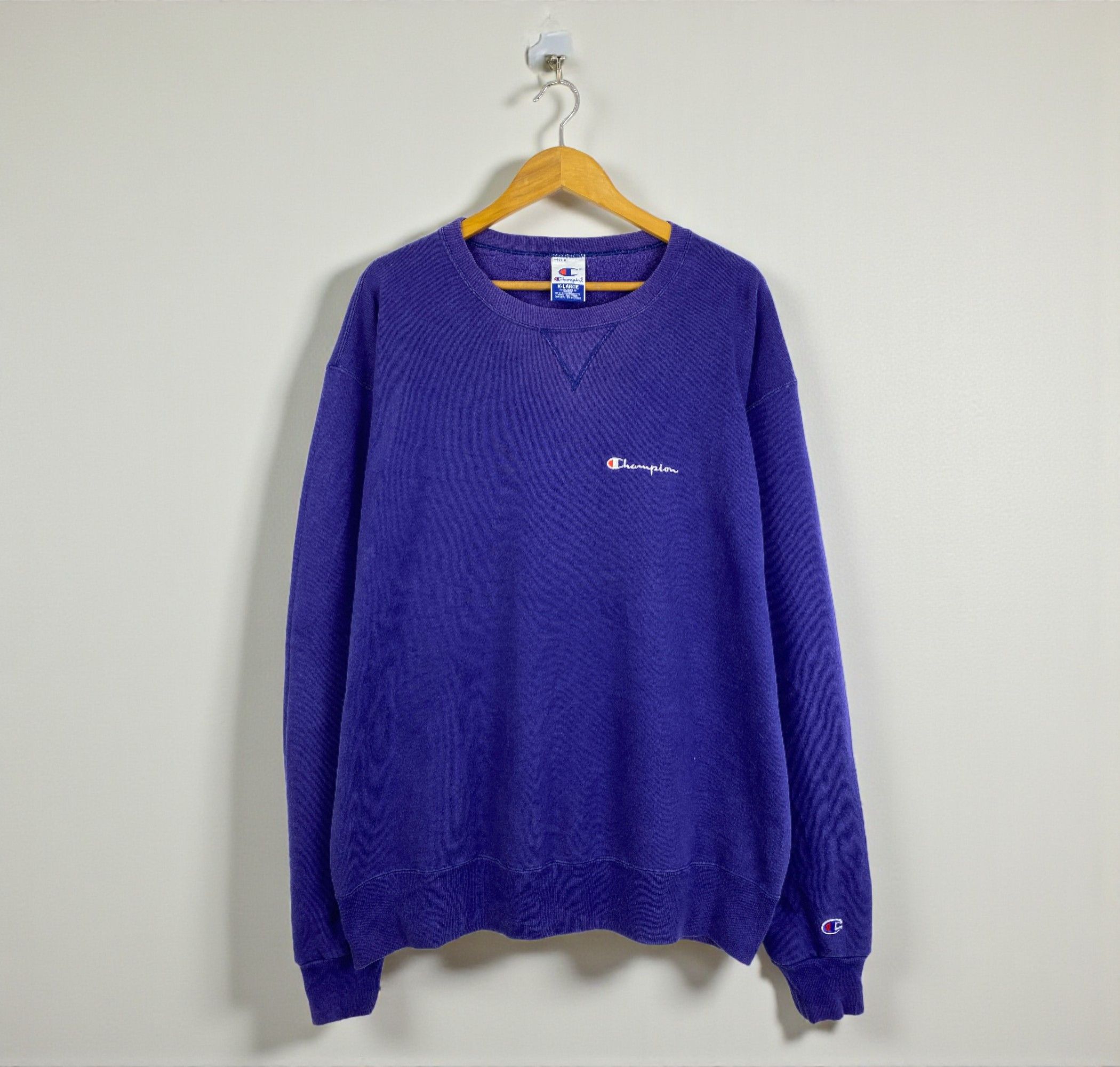 Champion Vintage Champion Plain Pullover Crewneck Sweatshirt SH0260 Size US XL / EU 56 / 4 - 1 Thumbnail