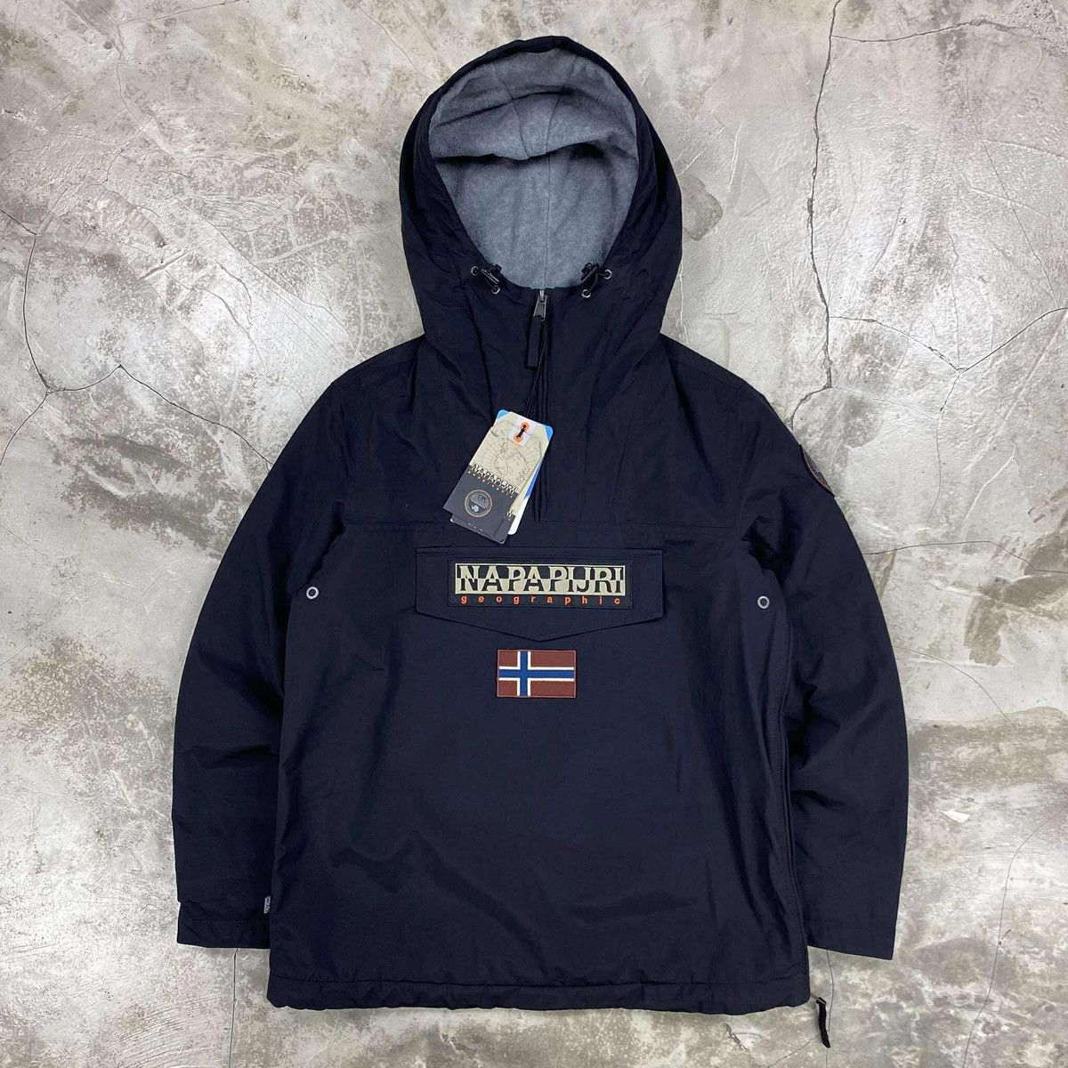 Napapijri Geographic Black Winter Jacket Size US S / EU 44-46 / 1 - 1 Thumbnail
