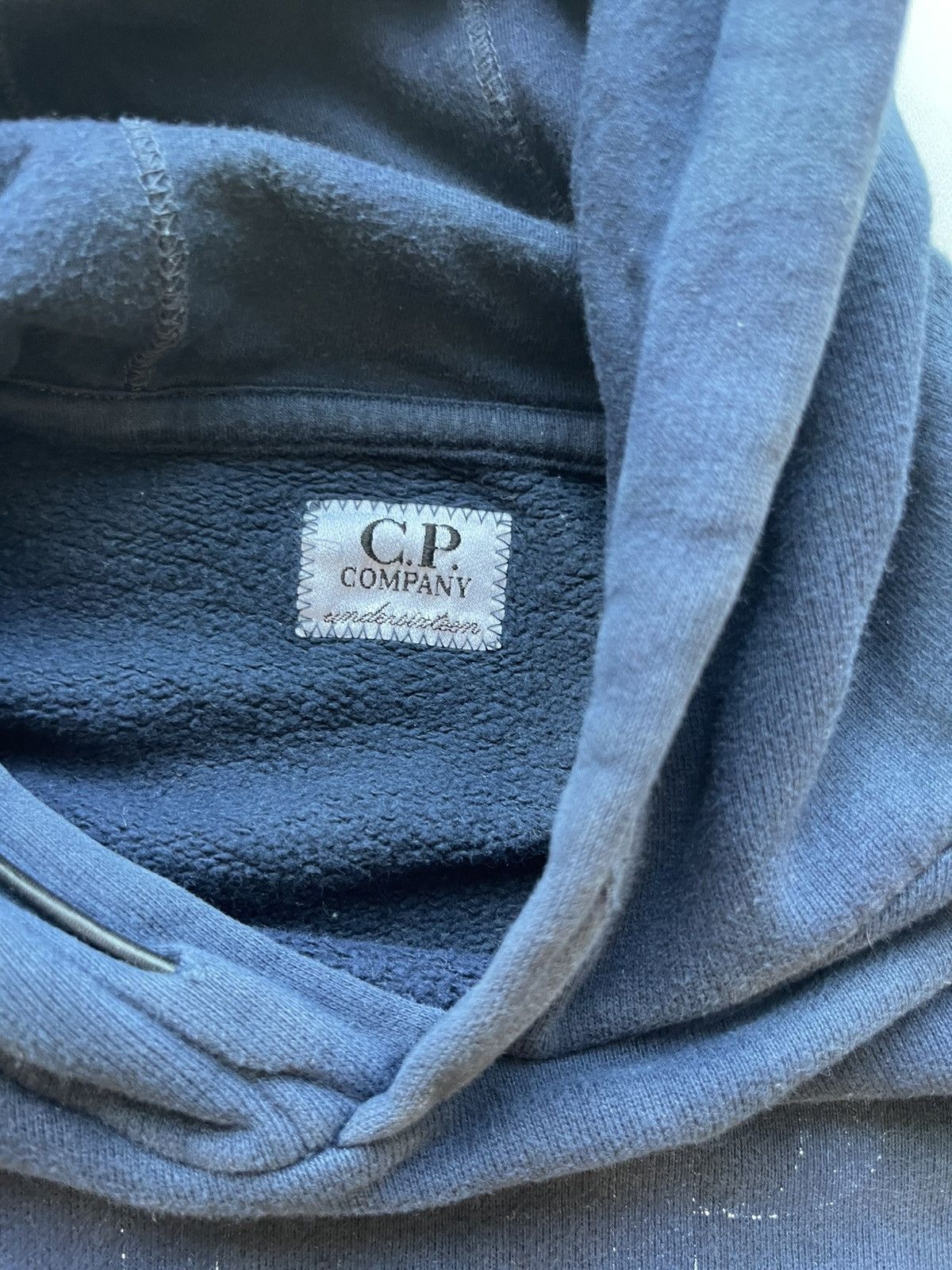 C.P. Company 🔥 C.P. COMPANY HOODIE XS ESSENTIAL STYLE - GRAB YOURS NOW!🔥 Size US XS / EU 42 / 0 - 4 Thumbnail