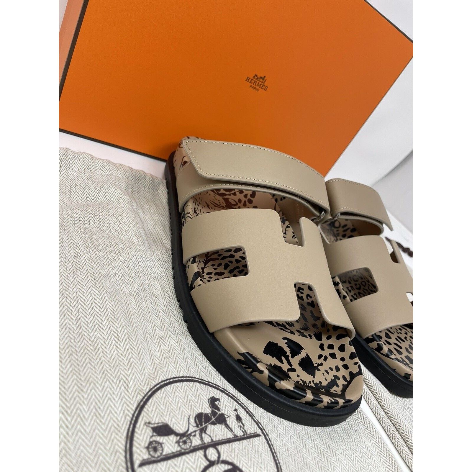 Hermes Heremes Chypre Smooth Calfskin Leopard Techno Sandal 38 NIB Size US 7 / IT 37 - 7 Thumbnail