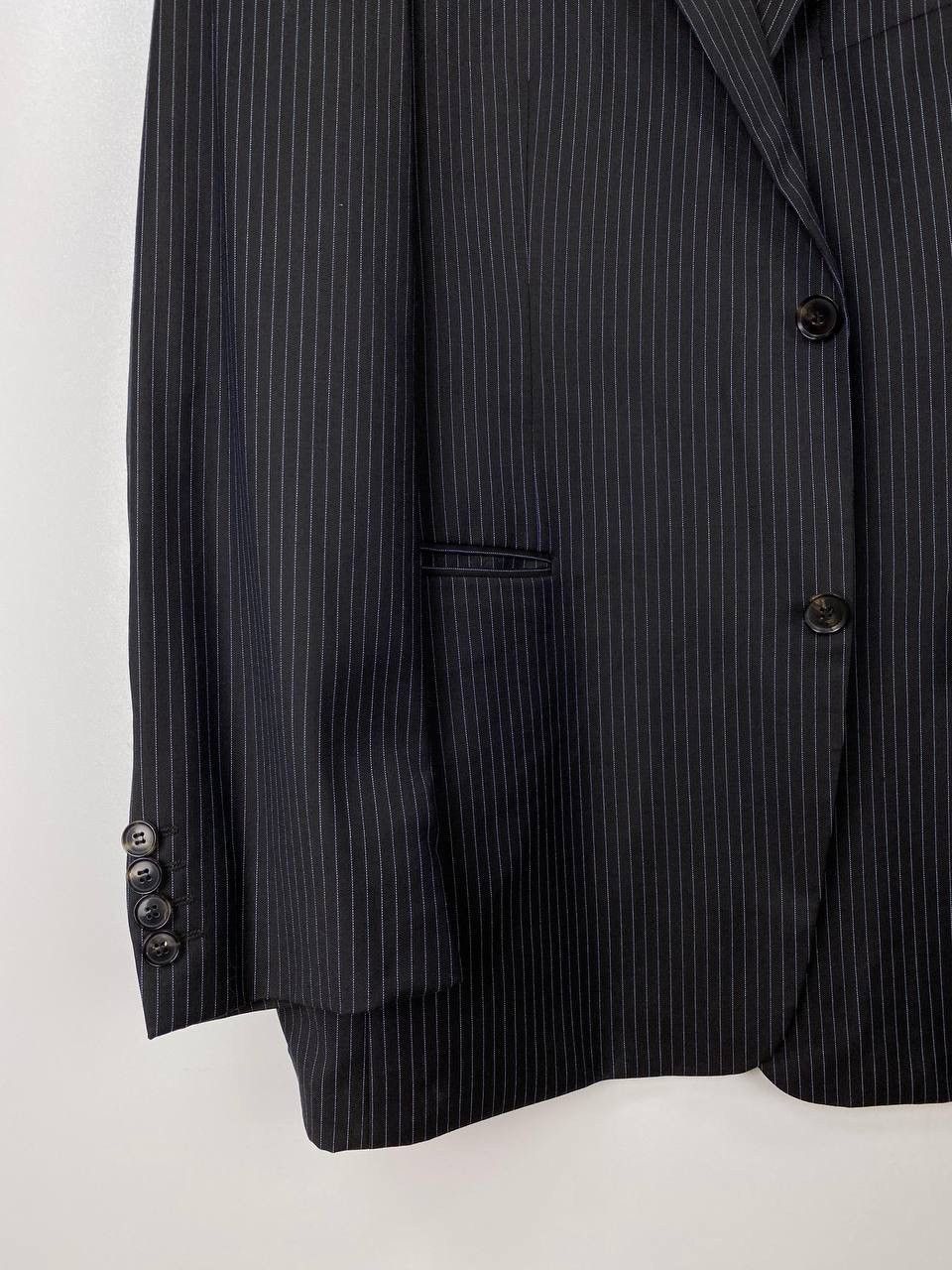 Hugo Boss Hugo Boss luxury classic suit size US 42 Size 42R - 3 Thumbnail
