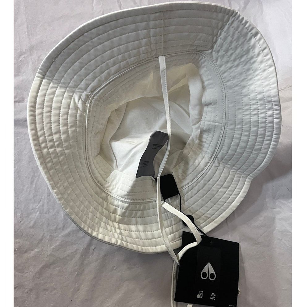 Moose Knuckles Moose Knuckles Parliament Bucket Hat White/Plaster OS - NWT Size ONE SIZE - 5 Thumbnail