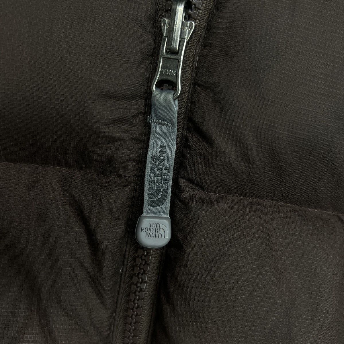 The North Face × Vintage The North Face Nuptse 700 Down Jacket Brown Retro Y2K Drill Size XS / US 0-2 / IT 36-38 - 6 Thumbnail
