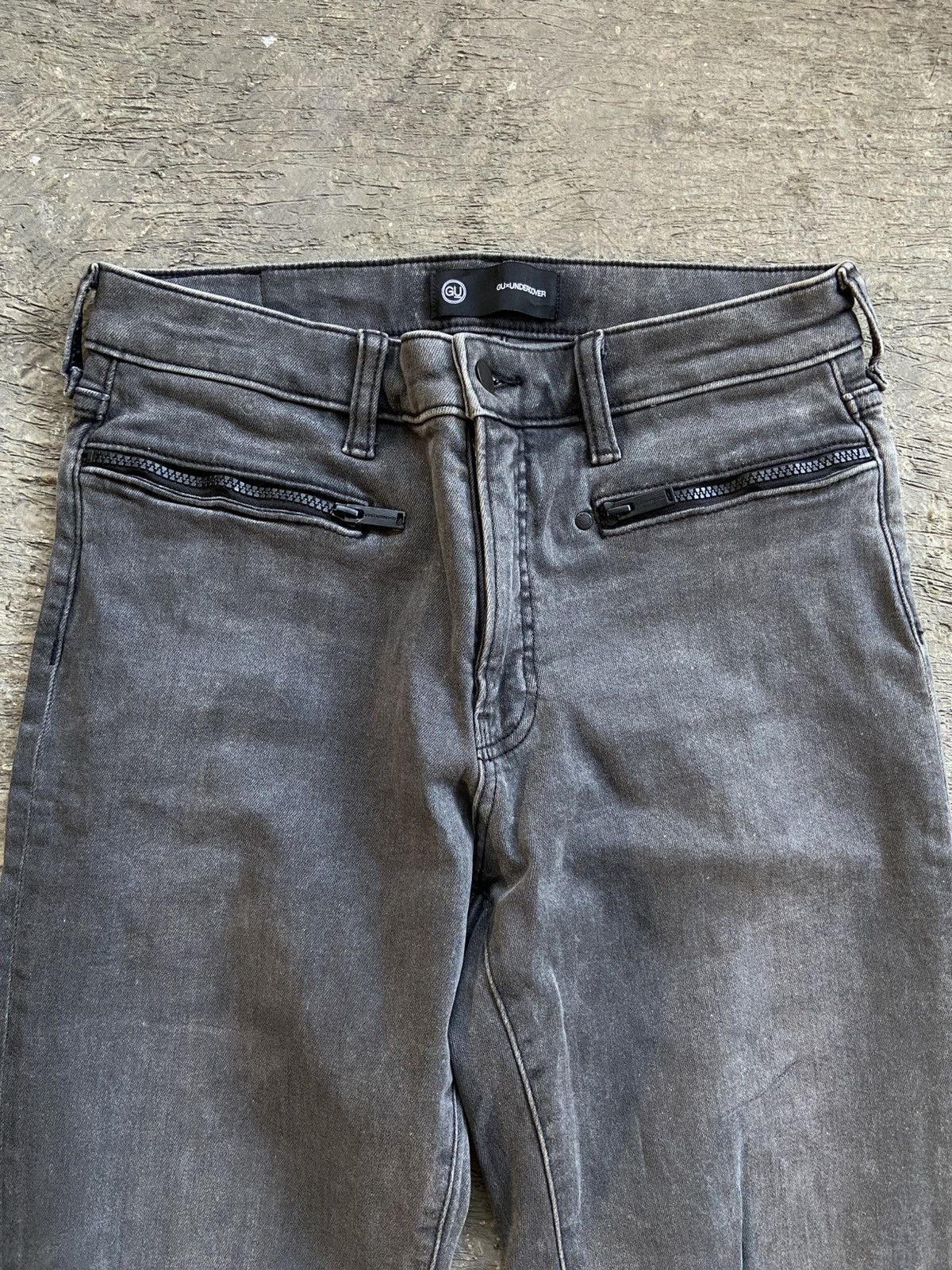GU × Undercover SS24 GUxUNDERCOVER - Destressed Slim Fit Strech Jeans Pants Size US 31 - 3 Thumbnail