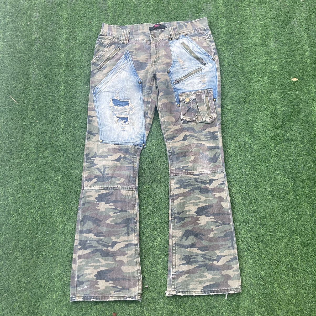 If Six Was Nine MIDAS BONDAGE CAMO BOOT CUT PANTS Size US 33 - 1 Thumbnail