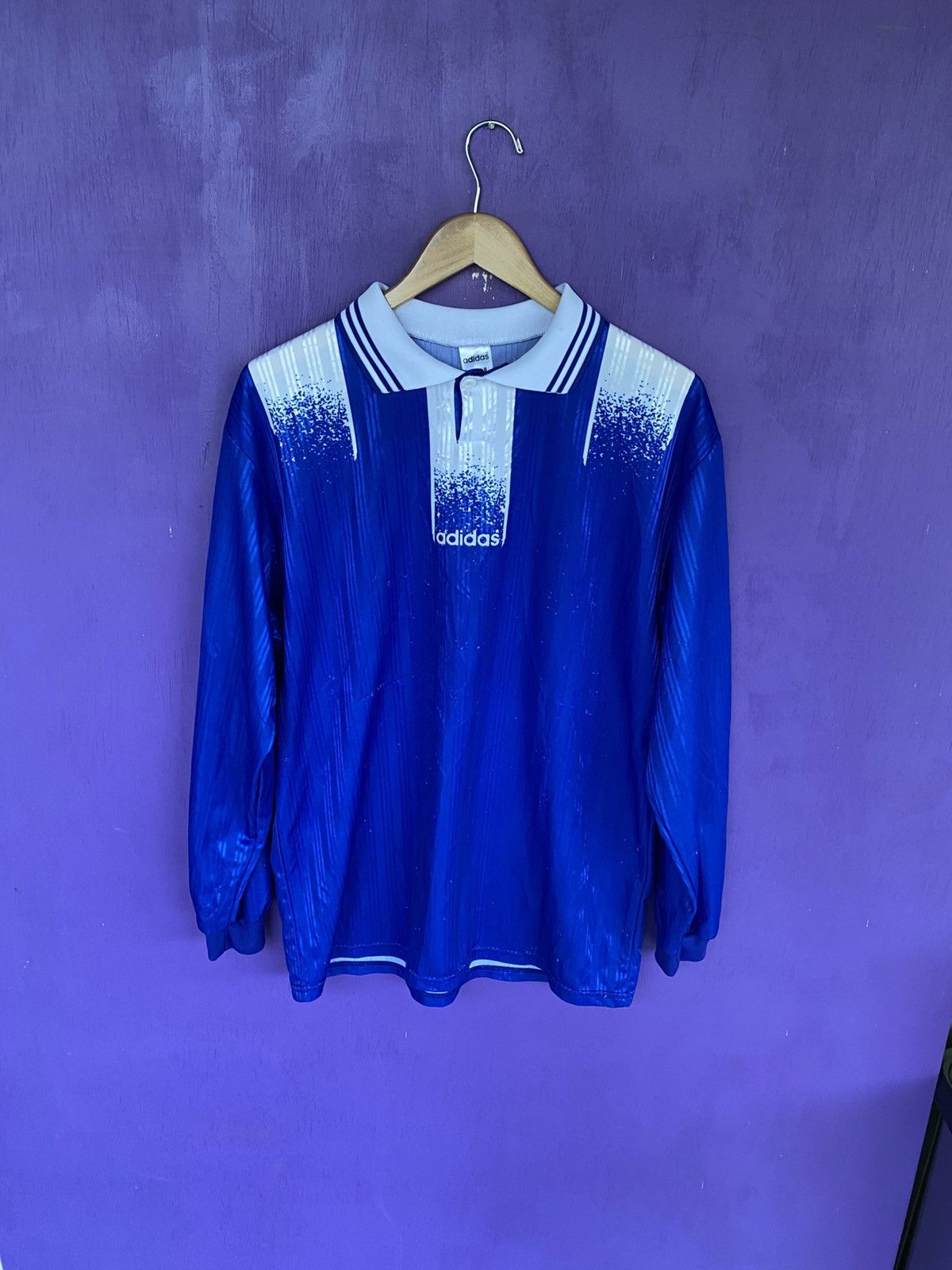 Adidas Vintage 90s Adidas blue soccer goalie shirt Size US L / EU 52-54 / 3 - 1 Thumbnail