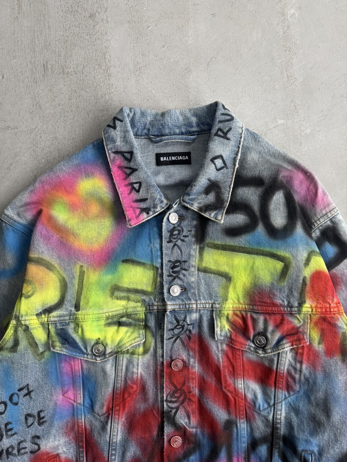 Balenciaga Balenciaga - Graffiti Denim Jacket Size US S / EU 44-46 / 1 - 3 Thumbnail