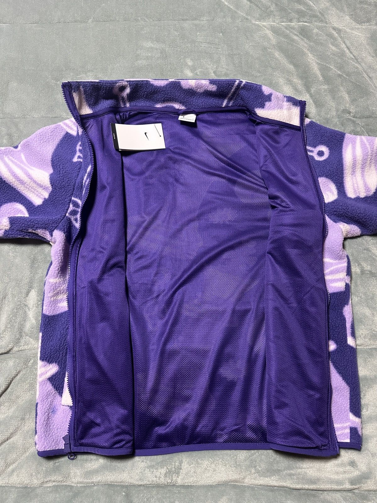 Nike Lebron James Nike Fleece Purple XL NWT Chess Pawn RARE Size US XL / EU 56 / 4 - 11 Thumbnail