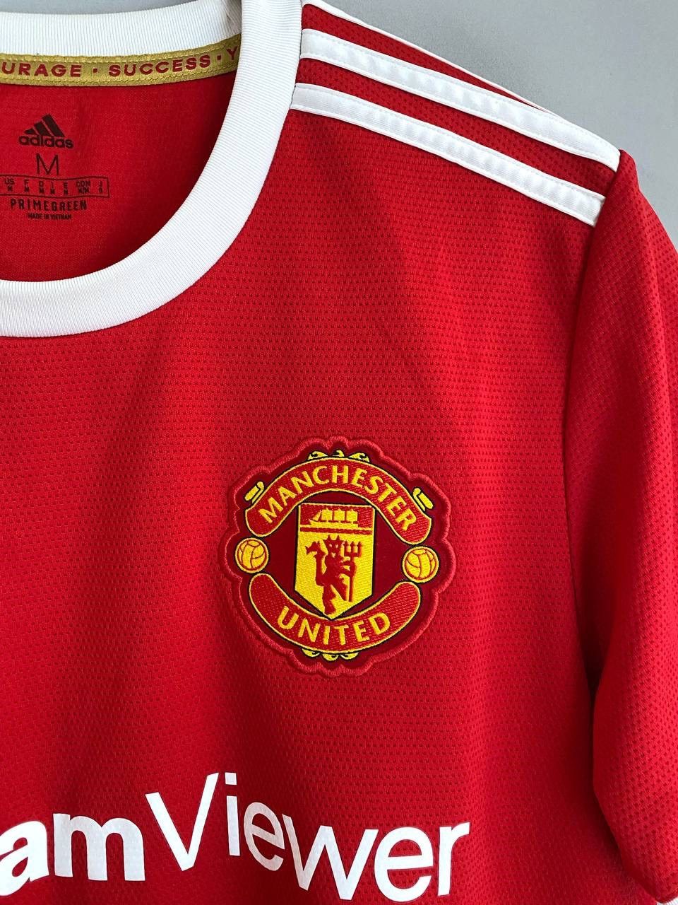 Adidas Manchester United 2021/22 Home Soccer Jersey, Size M H31447 Size US M / EU 48-50 / 2 - 4 Thumbnail
