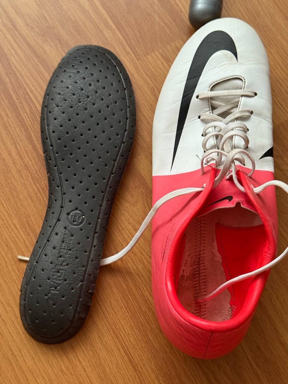 Nike Nike Mercurial Vapor VIII « Clash Euro 2012 » (509136-106) Size US 11.5 / EU 44-45 - 14 Thumbnail