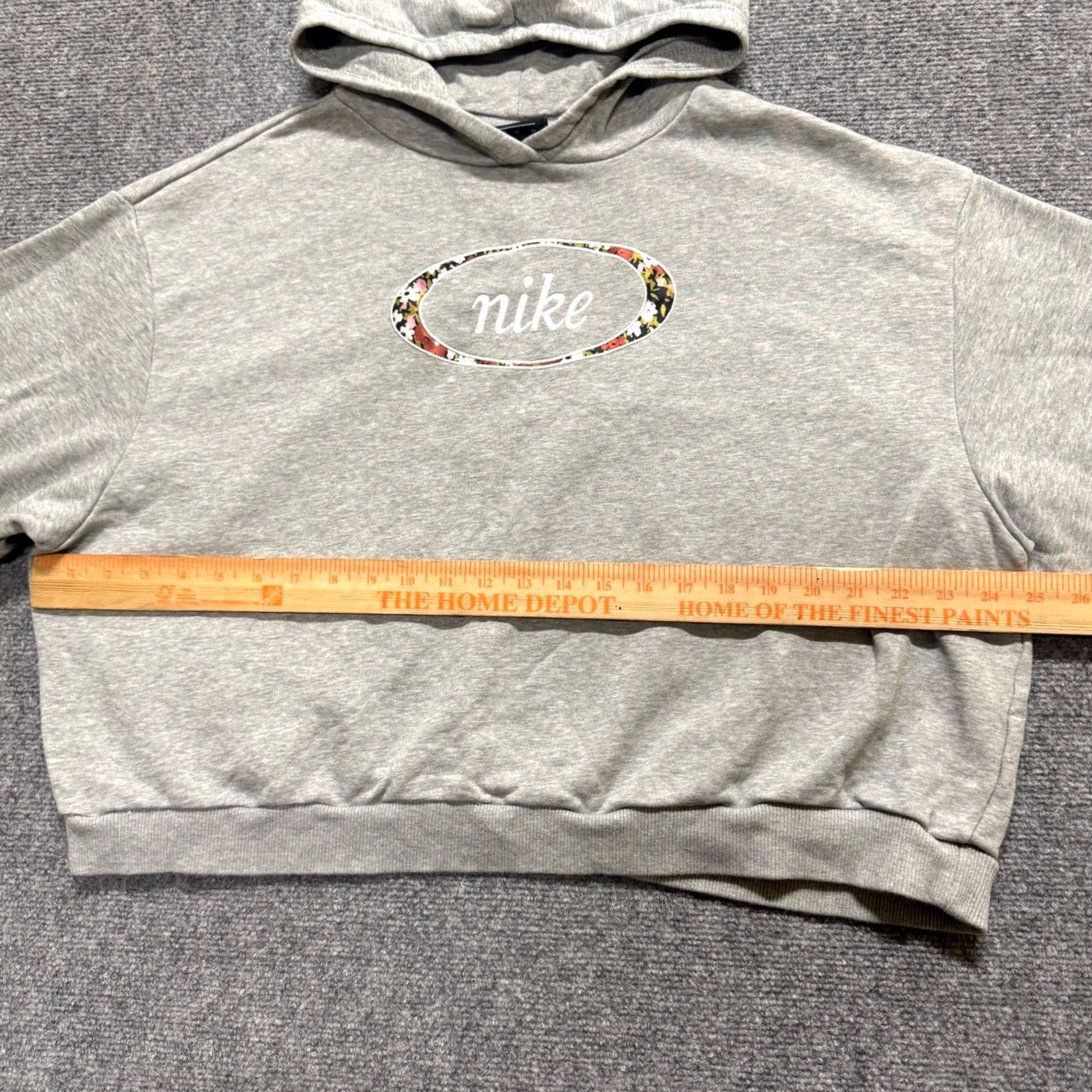 Nike Nike Hoodie Women's XL Gray Floral Cropped Pullover Embroidered Activewear Size XL / US 12-14 / IT 48-50 - 5 Thumbnail