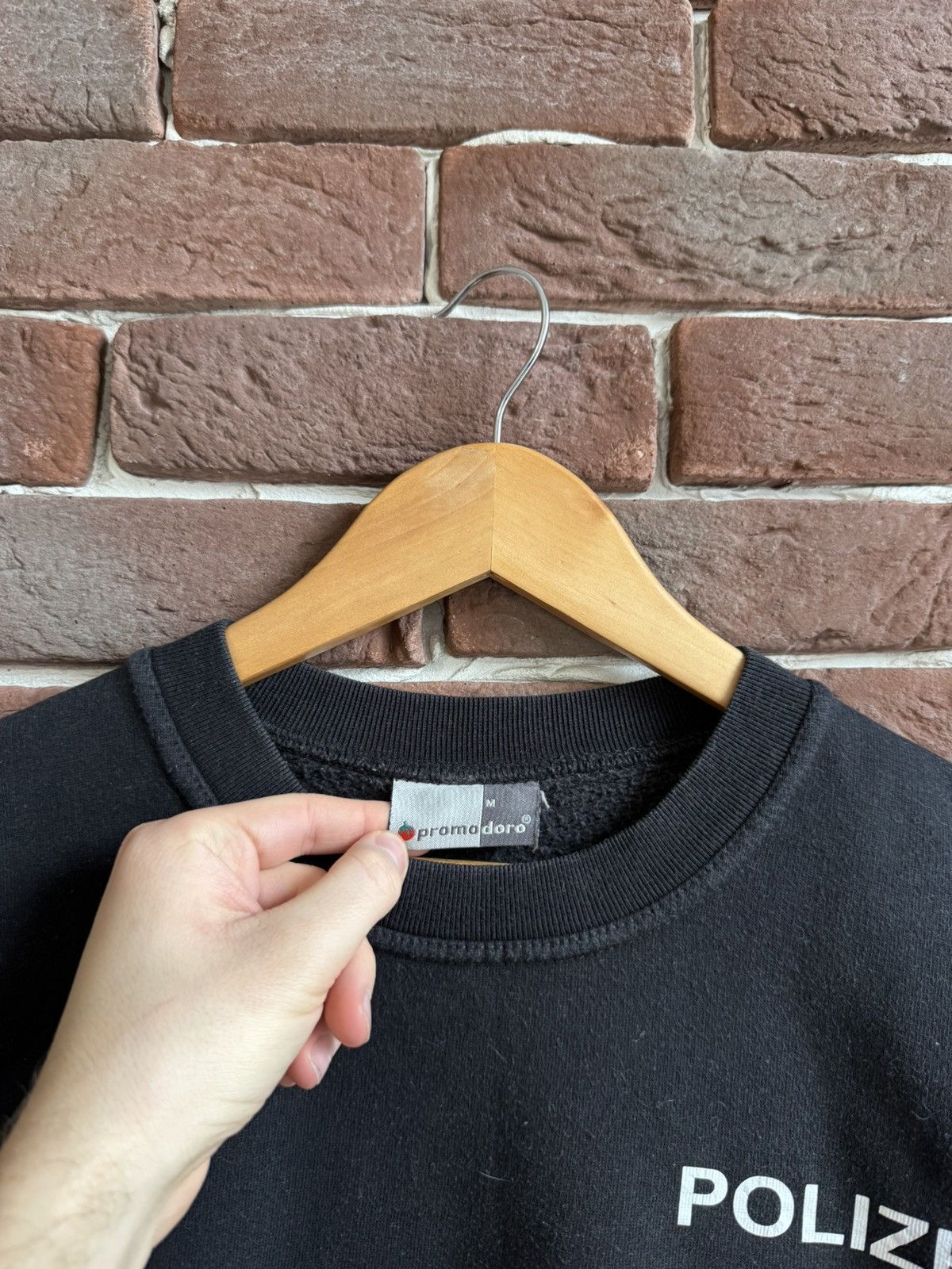 Vintage Polizei German 90s Vintage Crewneck Avant Garde Hype Rare Size US M / EU 48-50 / 2 - 4 Thumbnail
