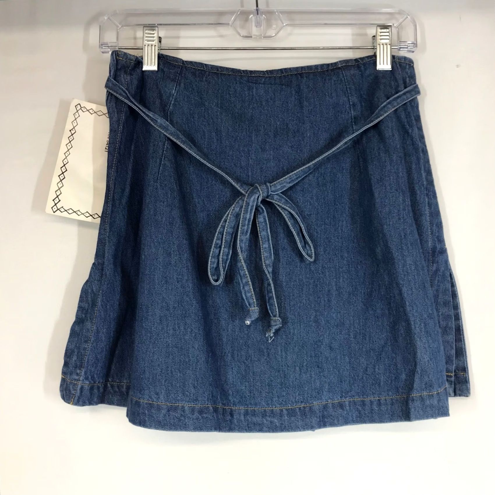 Denime VINTAGE True Blue Denim Mini Skirt Tie Waist Pockets Blue Jean Womens Size 7 8 Size 28" / US 6 / IT 42 - 4 Thumbnail
