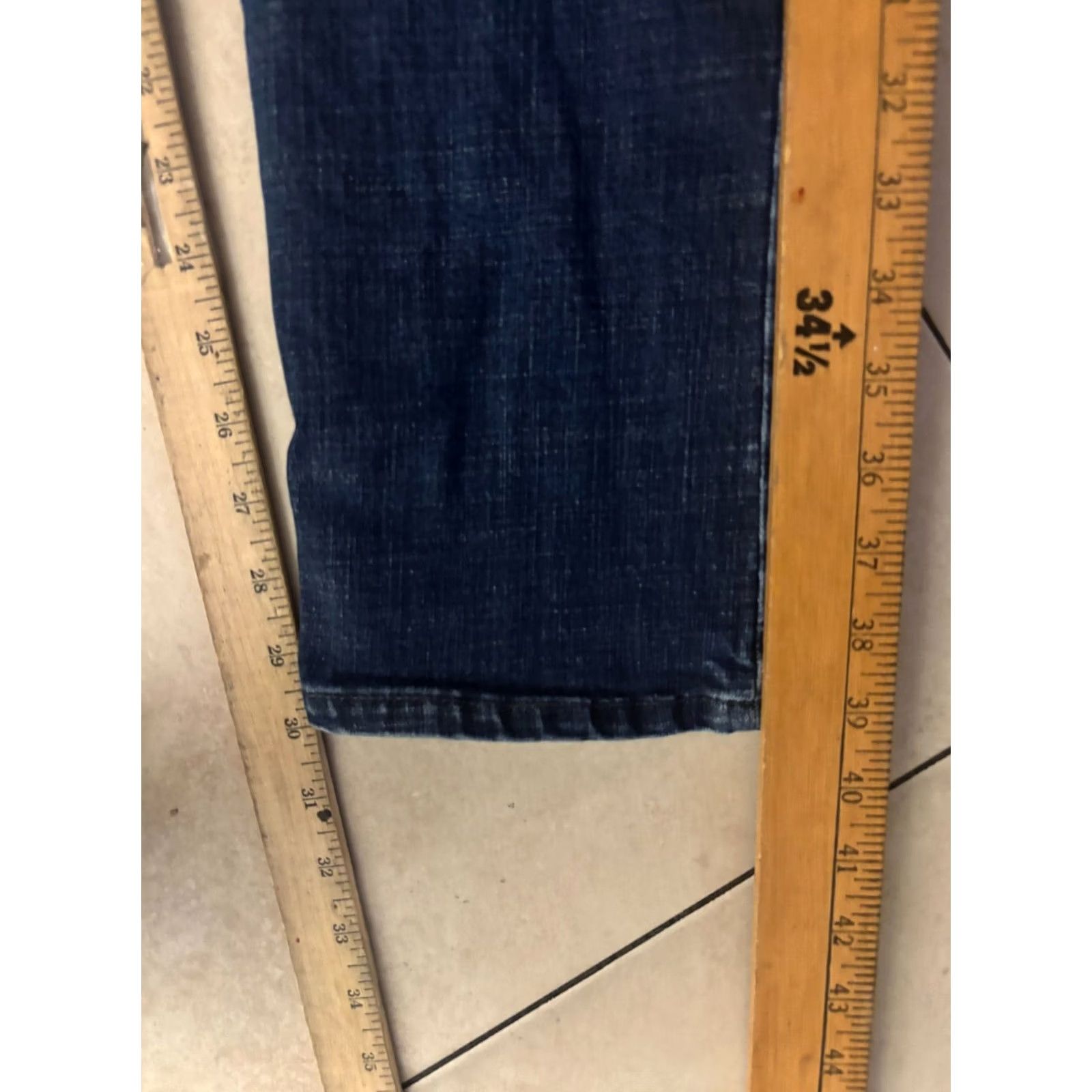 Armani Exchange Armani Exchange Jeans J13 Slim Fit 5-Pocket Denim Indigo Blue Size 34 4126 Adult Men Slim Fit Jeans Blue City Logo USA 8NZJ13Z1SAZ55AA Size US 33 - 6 Thumbnail