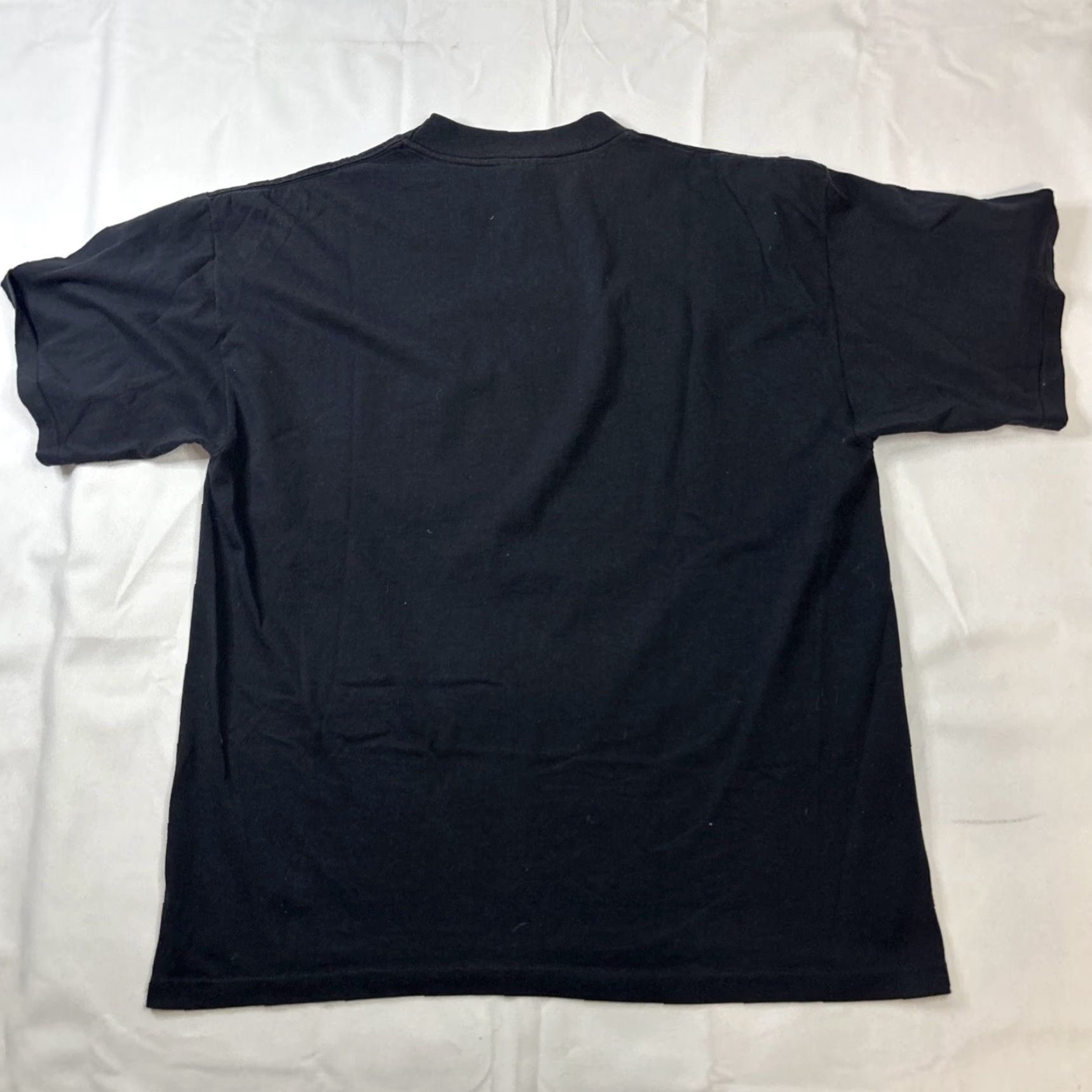 Vintage VINTAGE Milwaukee Local Bar T Shirt Peppermint Patty’s Large Men’s Black L USA Wisconsin Size US L / EU 52-54 / 3 - 5 Thumbnail
