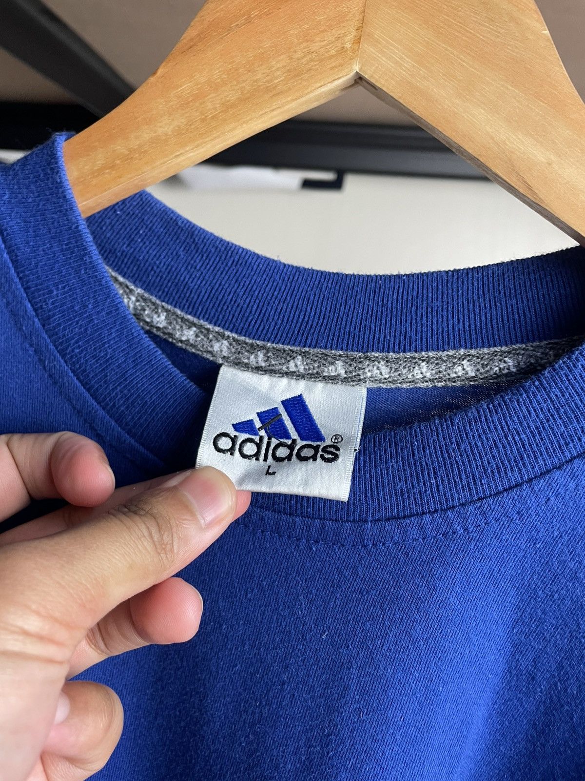 Adidas Vintage Adidas Three Stripes Blue Short Sleeve Size US L / EU 52-54 / 3 - 8 Thumbnail