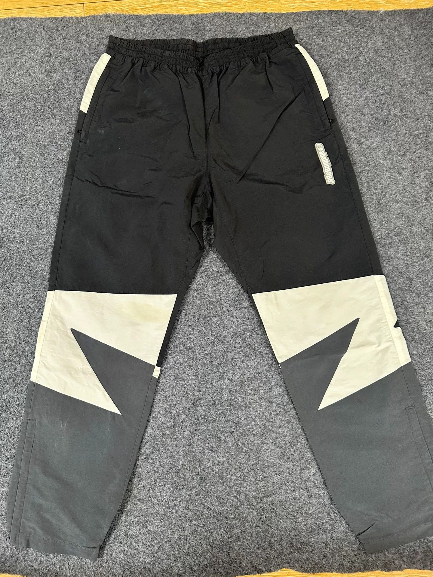 Bape Bape Multi Glow Casual Pants Casual Size US 36 / EU 52 - 1 Thumbnail