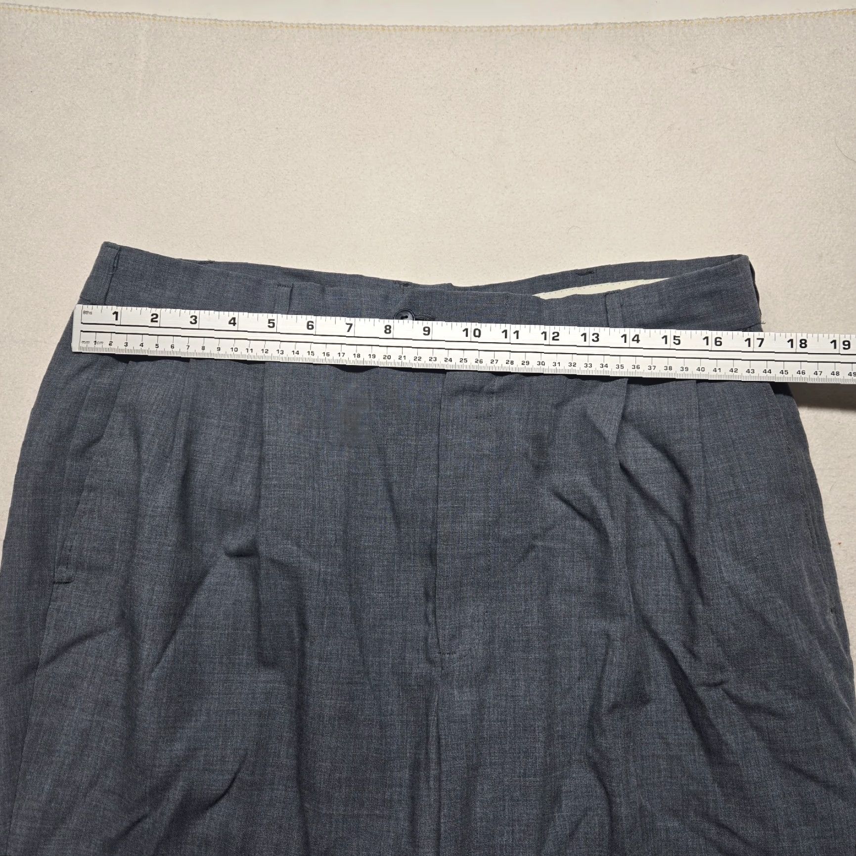 Vintage Dress Pants Gray Solid Classic Fit Flat Front Adult Men 34x28 Pants Gray Solid Classic Fit Flat Front United States 34 Mens Size US 34 / EU 50 - 4 Thumbnail