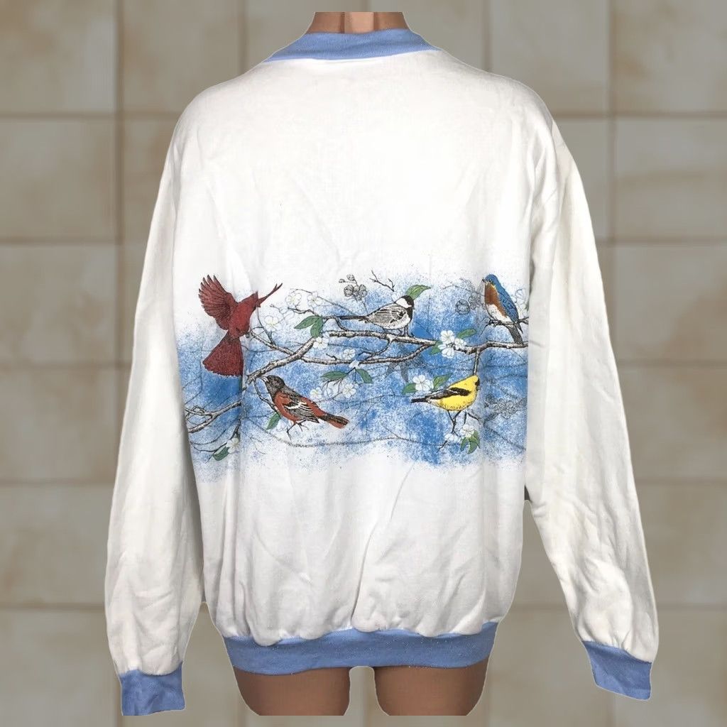 Vintage VINTAGE Art Unlimited Sweatshirt Women's XL White Birds All Over Print Ringer Button Pockets 90s USA Size XL / US 12-14 / IT 48-50 - 1 Thumbnail