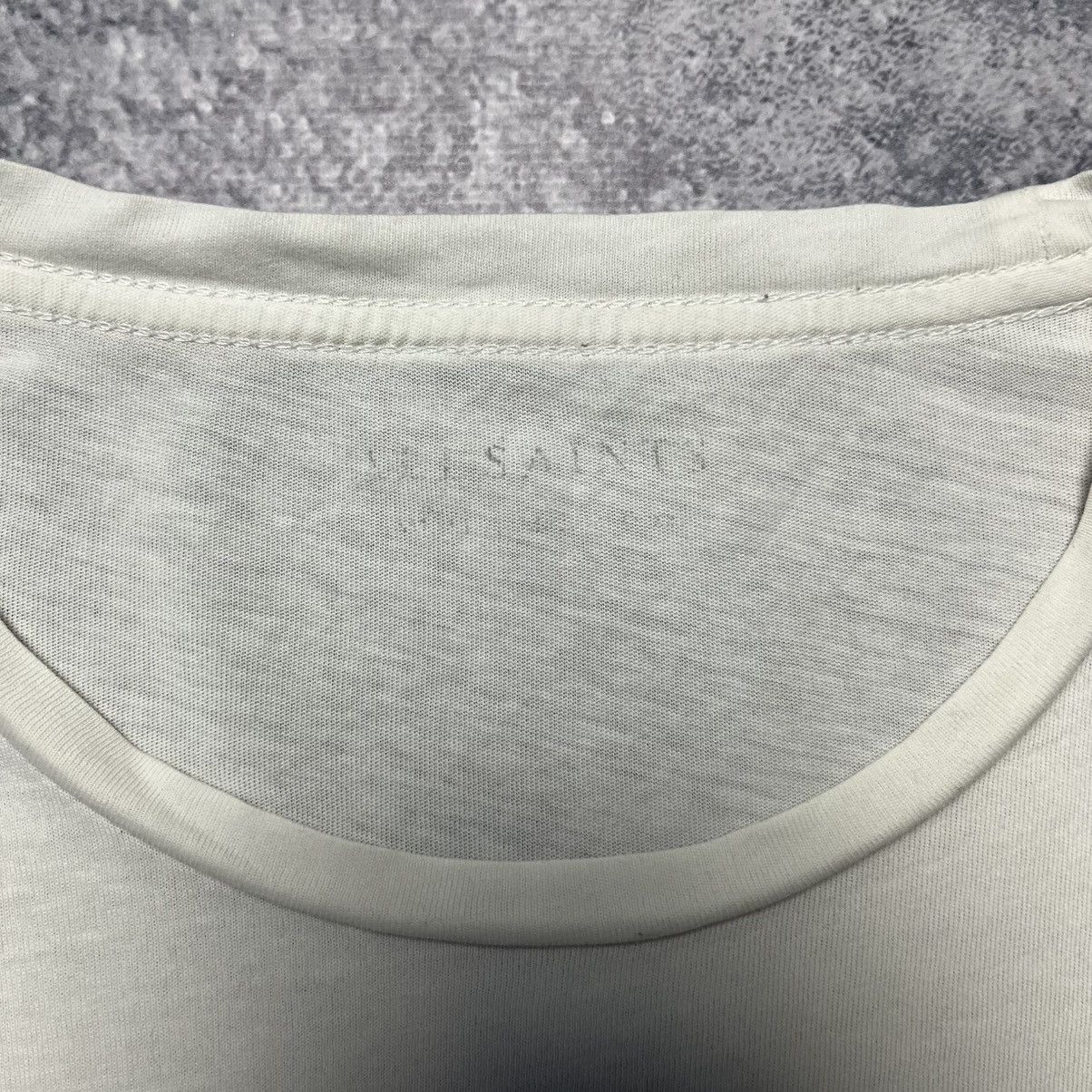 Allsaints Vintage Allsaints White Basic Tee Streetwear Y2K Designer Size US S / EU 44-46 / 1 - 4 Thumbnail