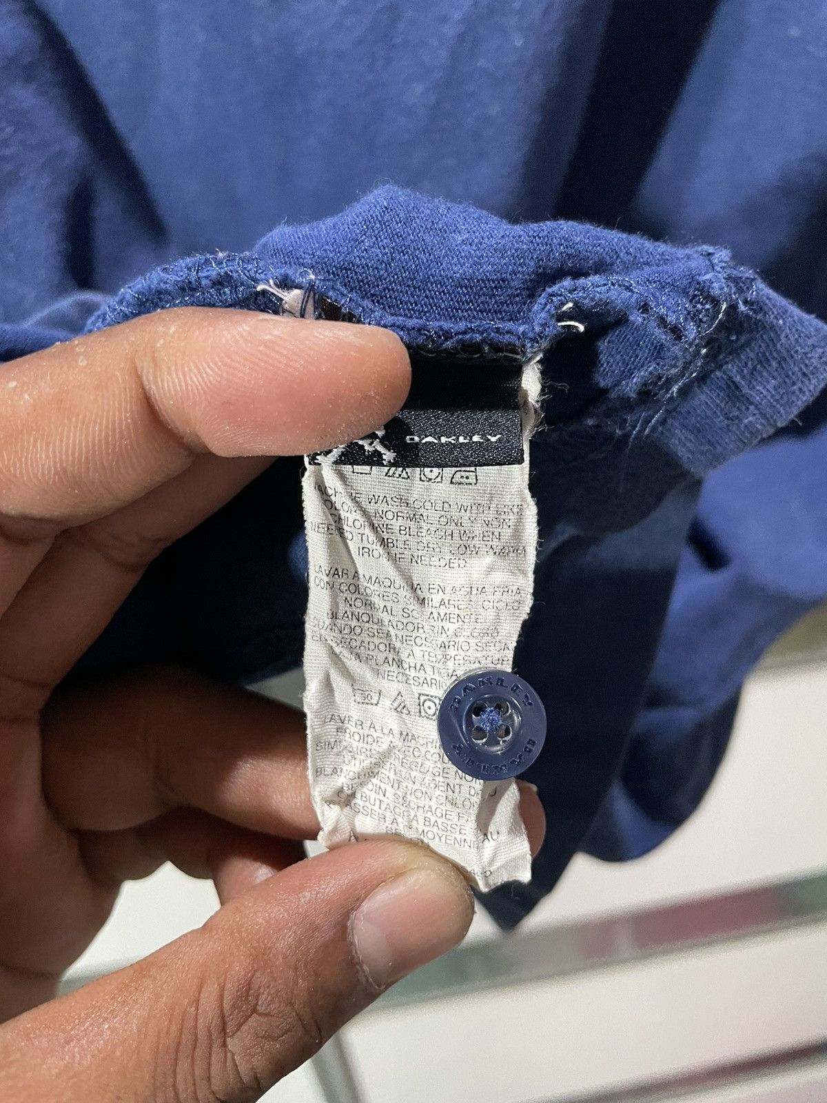 Other Vintage Oakley longsleeve shirt 3 buttons embroidery logo Size US S / EU 44-46 / 1 - 5 Thumbnail