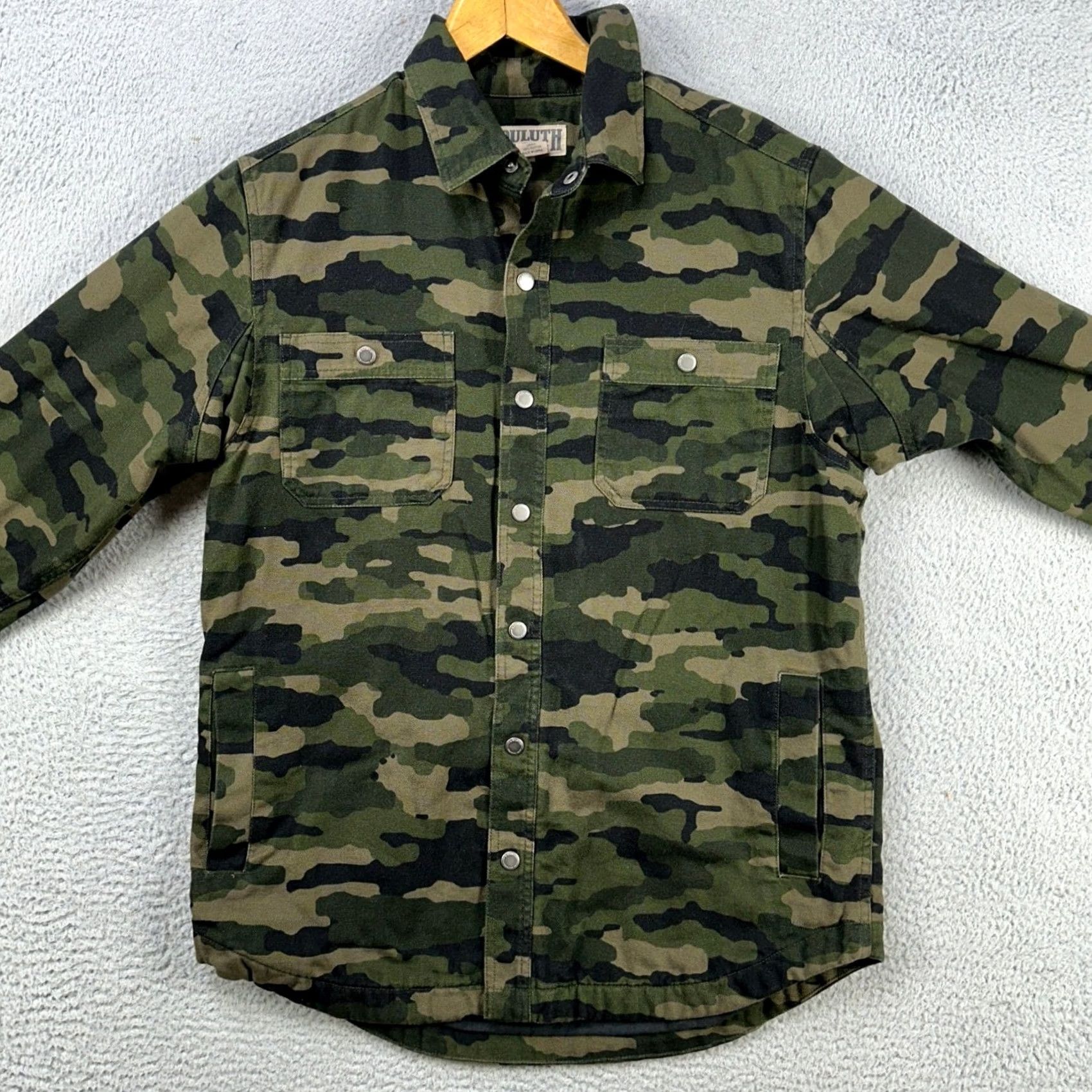 Duluth Trading Company Duluth Trading Co Shirt Shacket Mens Medium Green Camo Pocket Military Jacket Size US M / EU 48-50 / 2 - 4 Thumbnail