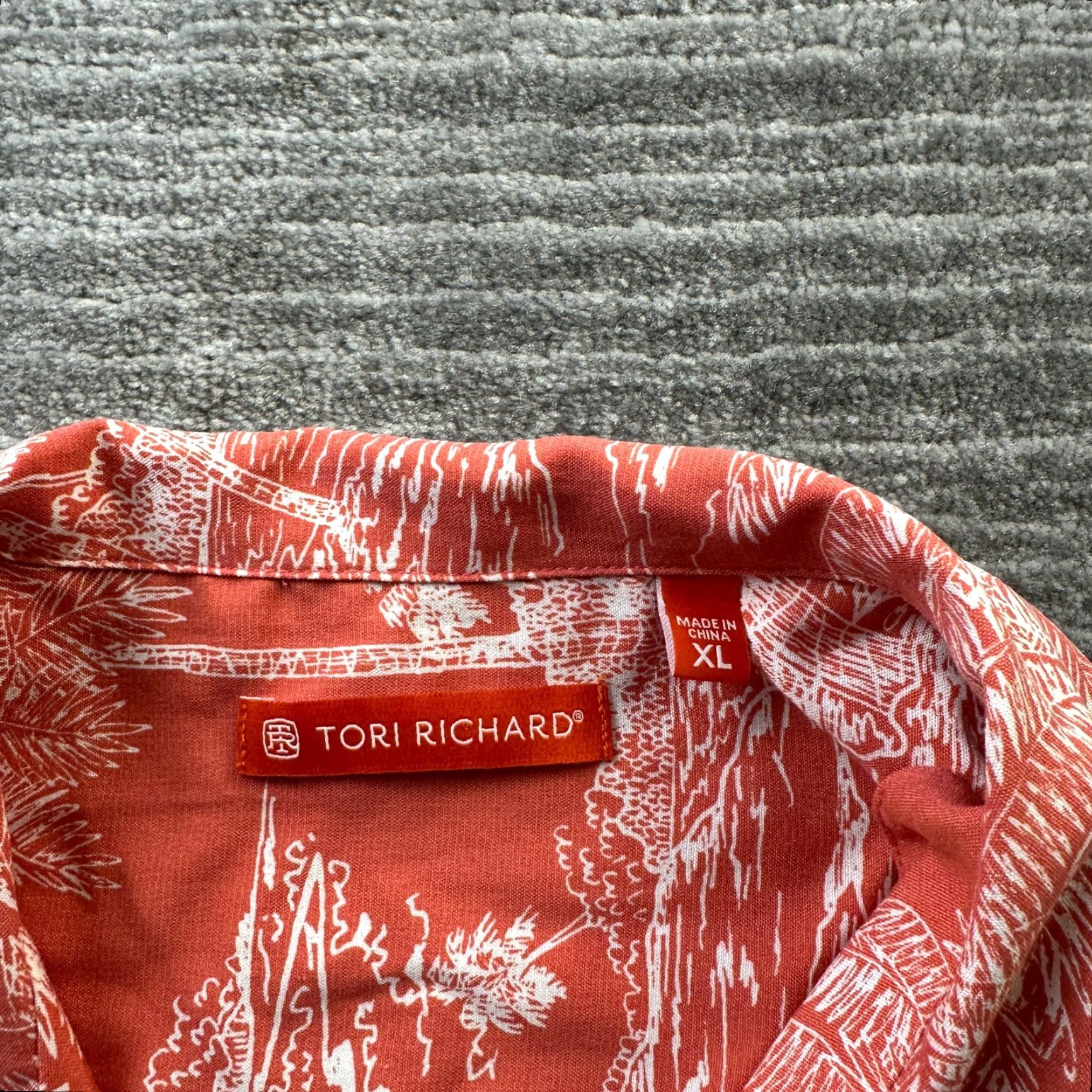 Tori Richard Tori Richard Shirt Mens Extra Large Orange Button Up Silk Blend Camp Size US XL / EU 56 / 4 - 7 Thumbnail