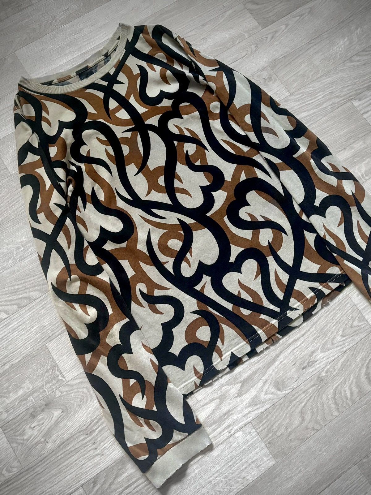 number (n)ine 04aw ロンT ハートトライバルカモ Number (N)ine Number Nine AW04 Tribal Hearts Camo Longsleeve Shirt