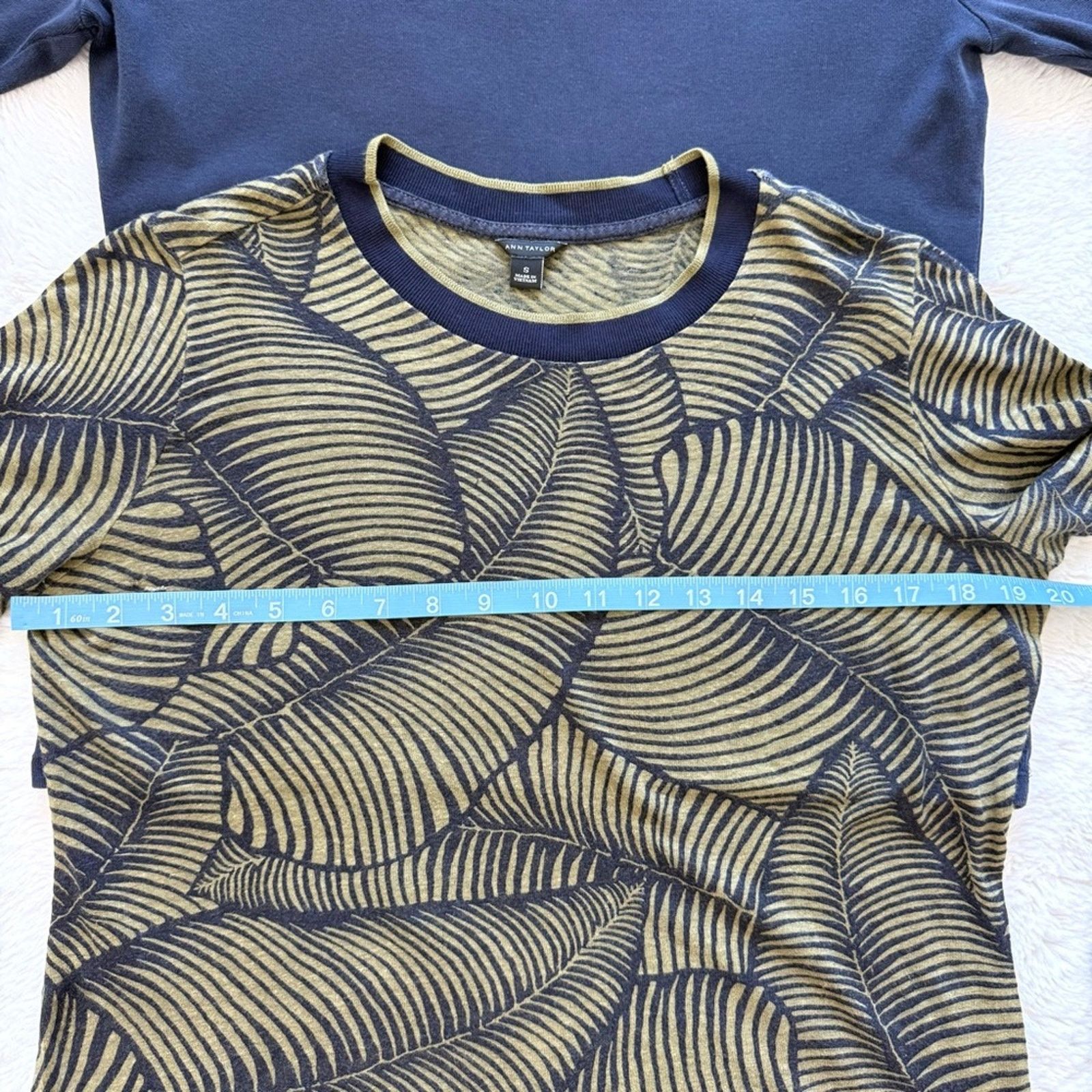 Tommy Hilfiger Bundle of women Tshirts size M 2 pieces Size M / US 6-8 / IT 42-44 - 4 Thumbnail