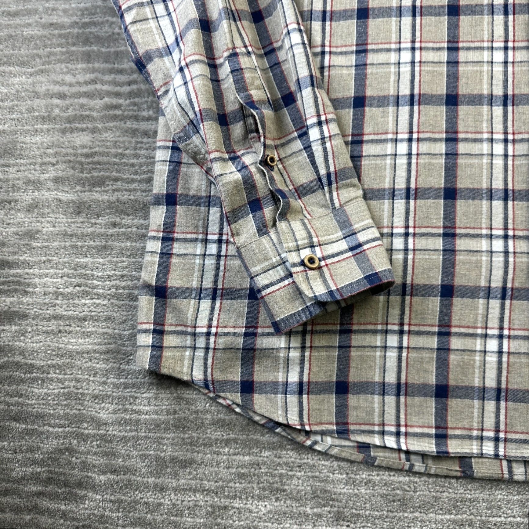 UNTUCKit UNTUCKit Shirt Mens Extra Large Gray Plaid Check Cotton Long Sleeve Button Size US XL / EU 56 / 4 - 5 Thumbnail