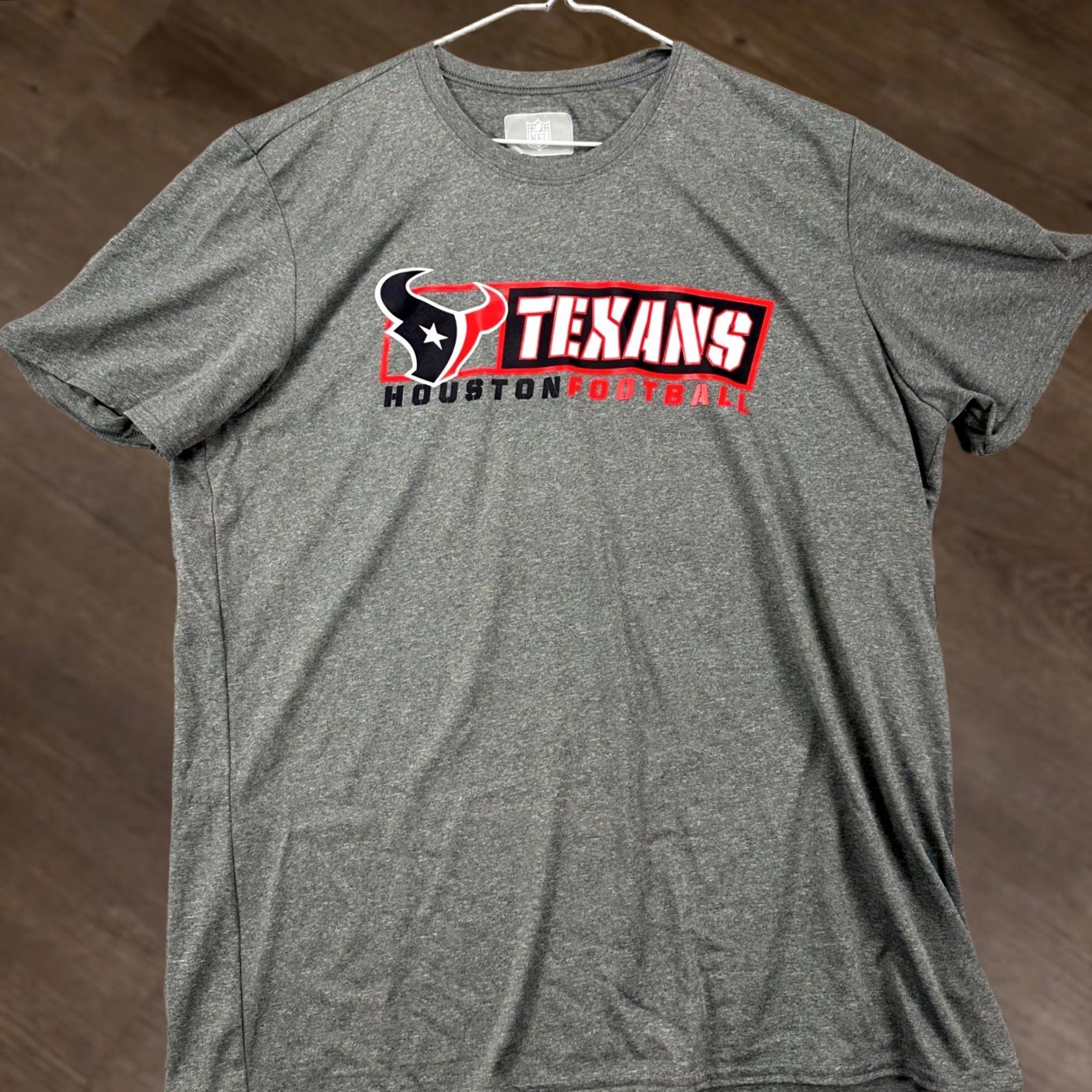 NFL NFL Houston Texas T-Shirt Mens XL Grey Red Football Short Sleeve NEW Size US XL / EU 56 / 4 - 1 Thumbnail