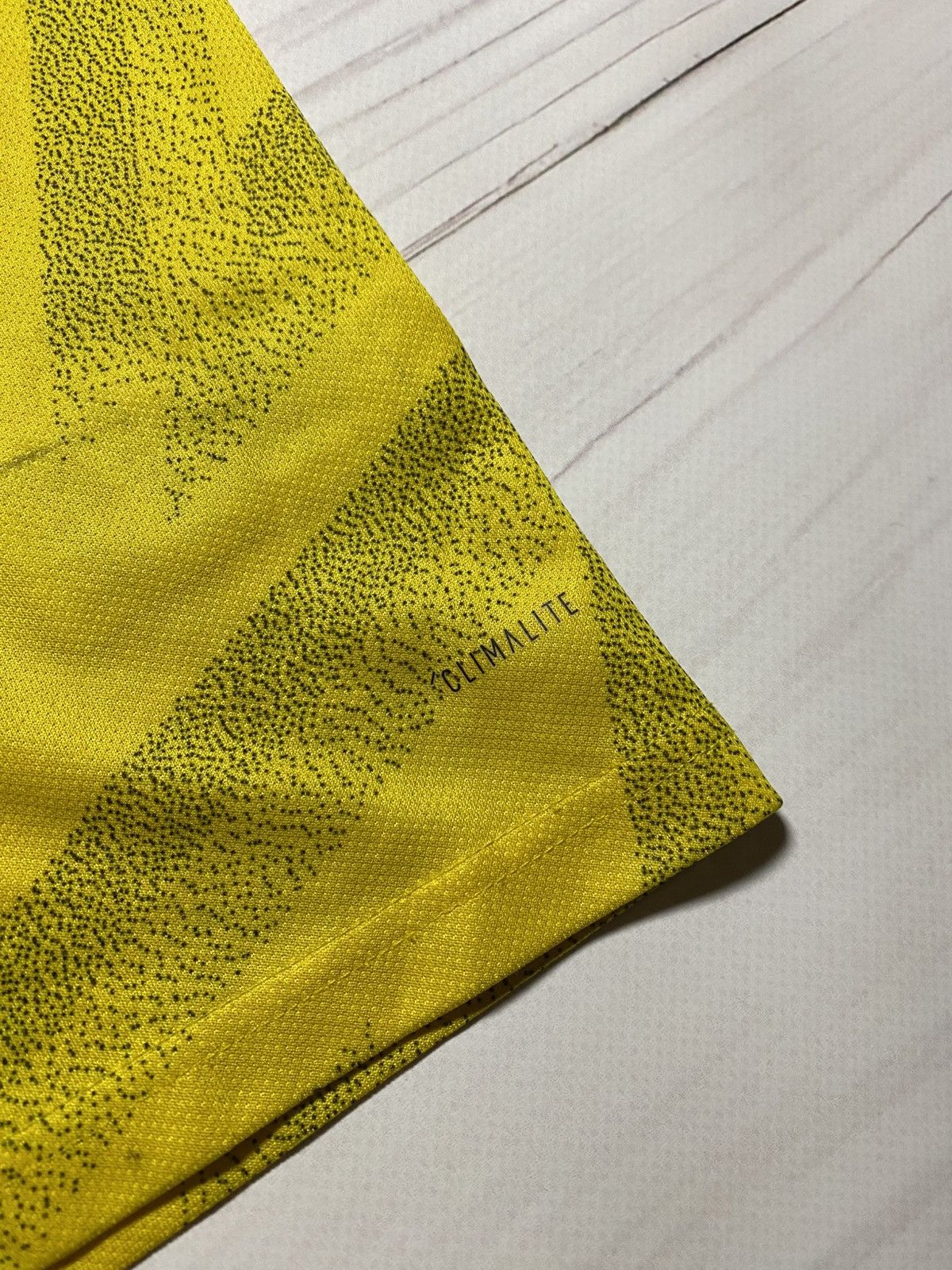 Adidas Adidas Arsenal 2019/20 away soccer football worn jersey Size US S / EU 44-46 / 1 - 15 Thumbnail