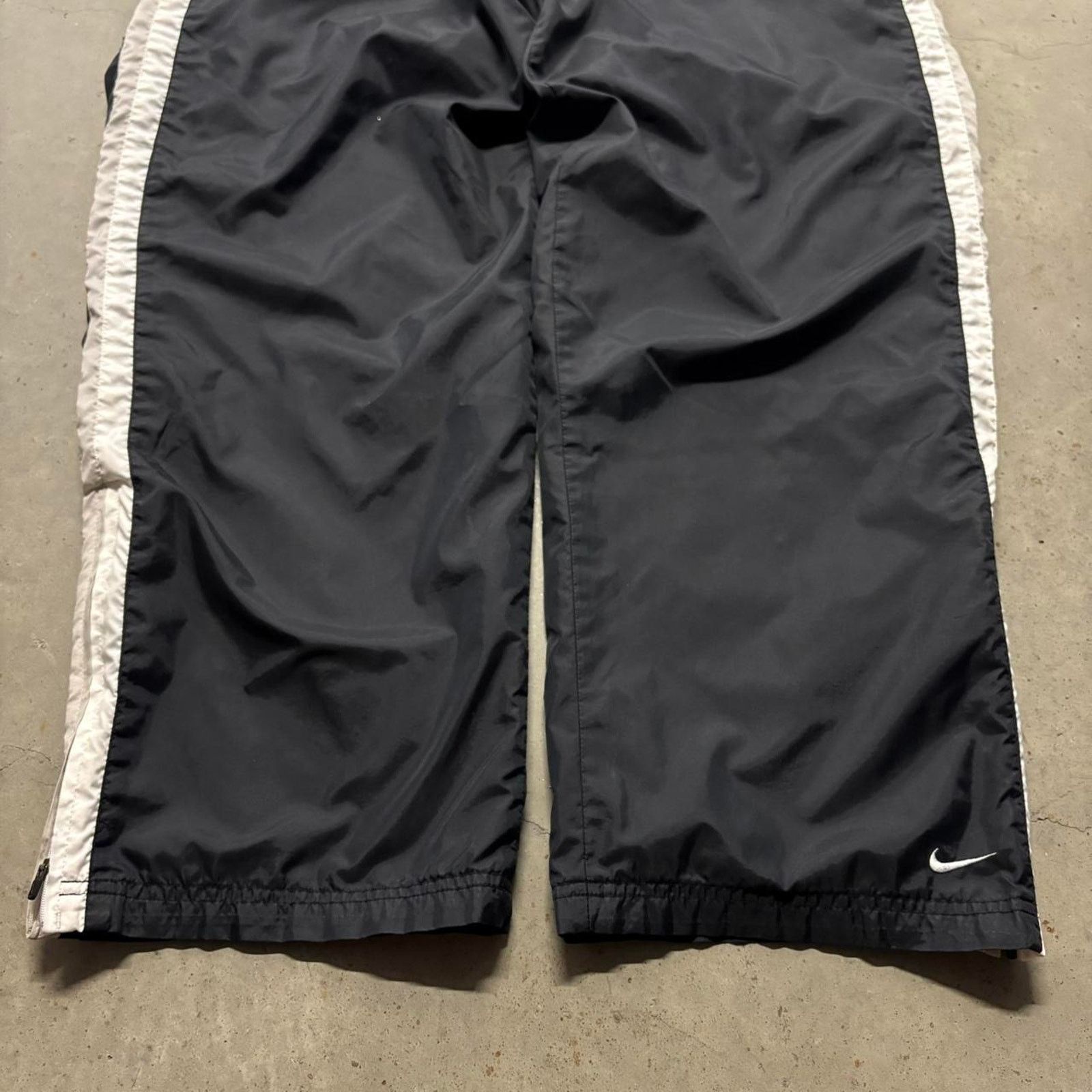 Nike Nylon track pants Size US 34 / EU 50 - 3 Thumbnail