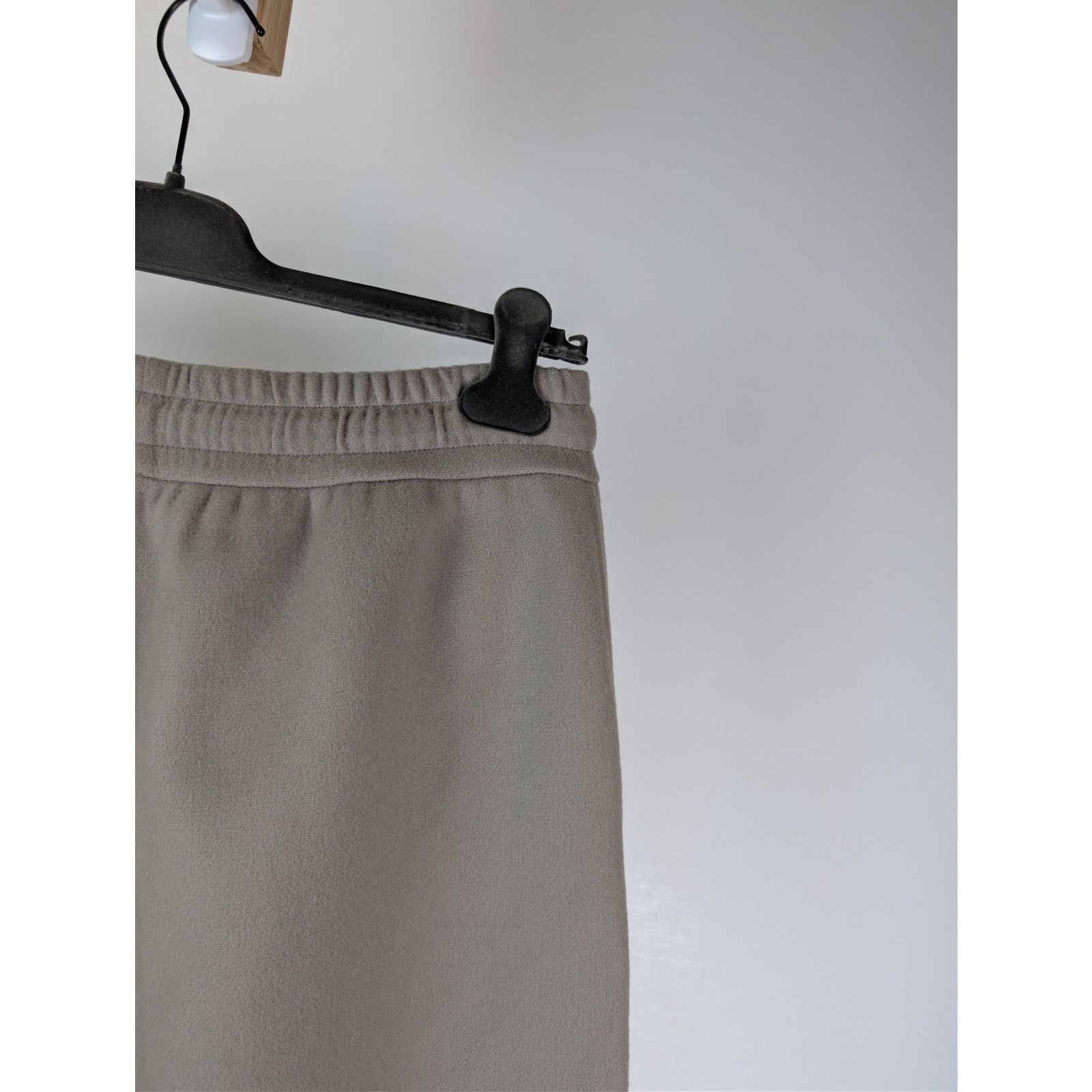 Fear of God o1rshd1 Eternal Fleece Relaxed Sweatpants in Dusty Beige Size US 32 / EU 48 - 13 Thumbnail