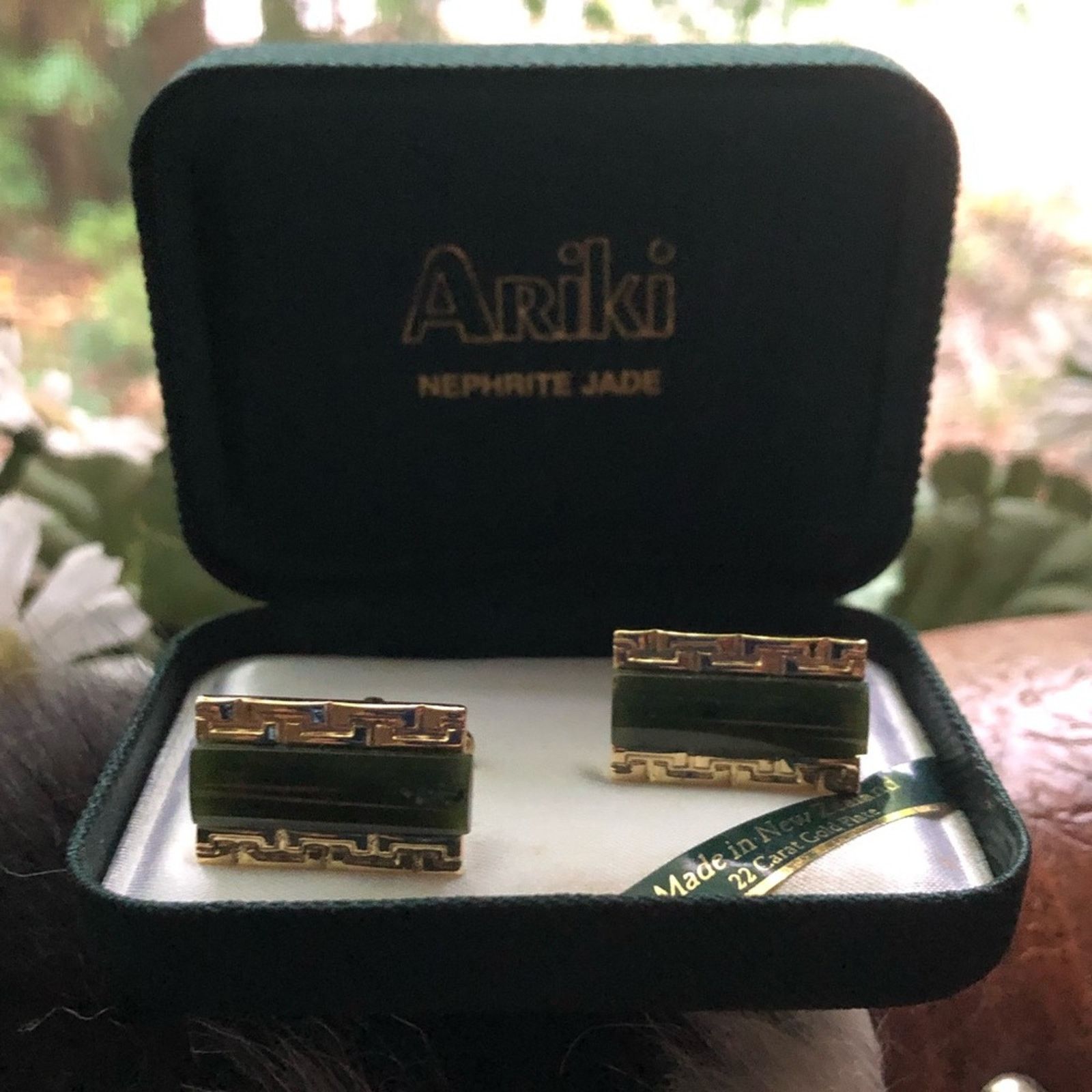 Jewelry Vintage men’s Ariki Nephrite jade 22kt gold cuff links NIB Size ONE SIZE - 1 Thumbnail