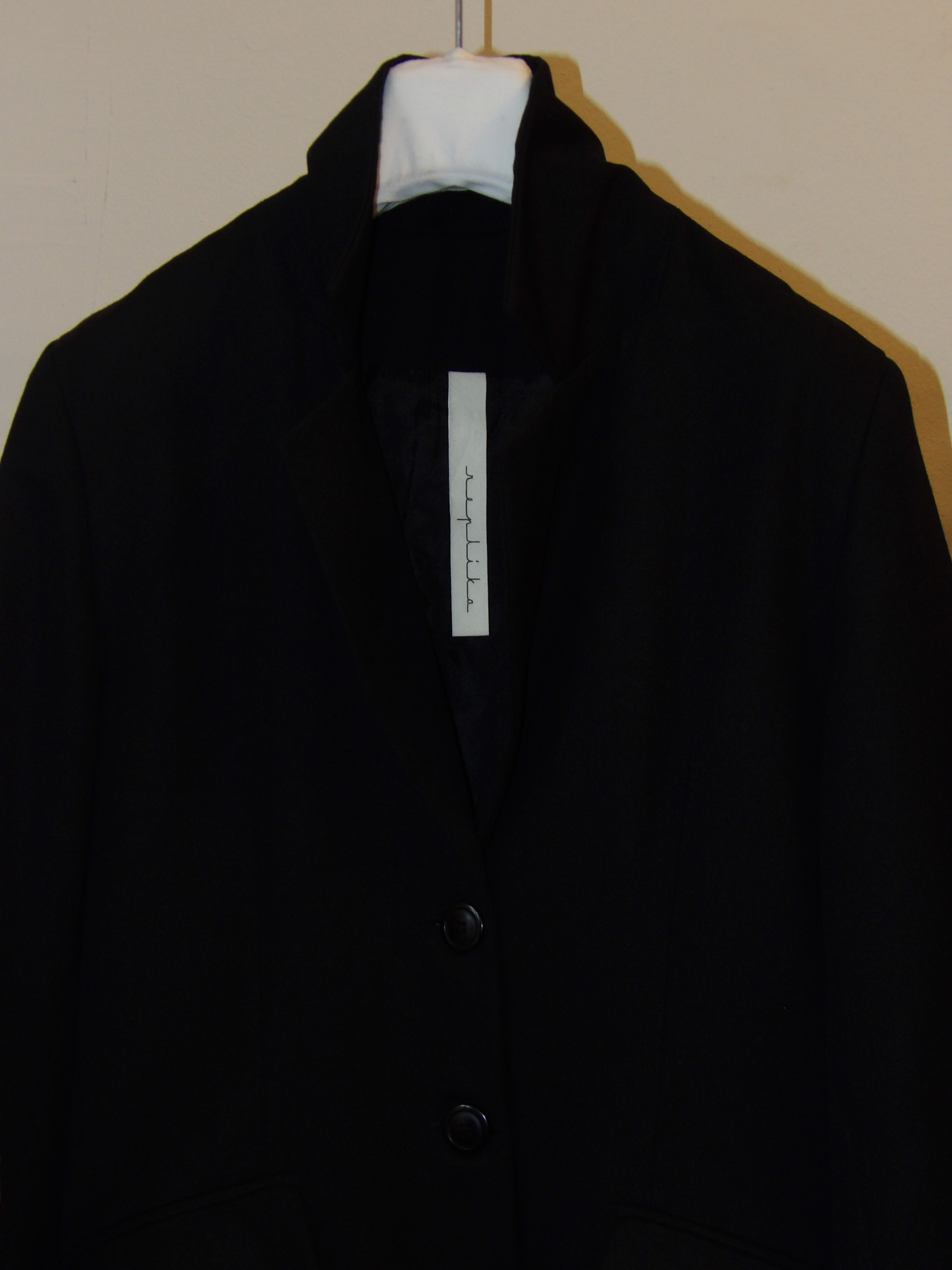 Ivan Grundahl Replica Long Coat W/ Pleated Open Back Size M / US 6-8 / IT 42-44 - 4 Thumbnail